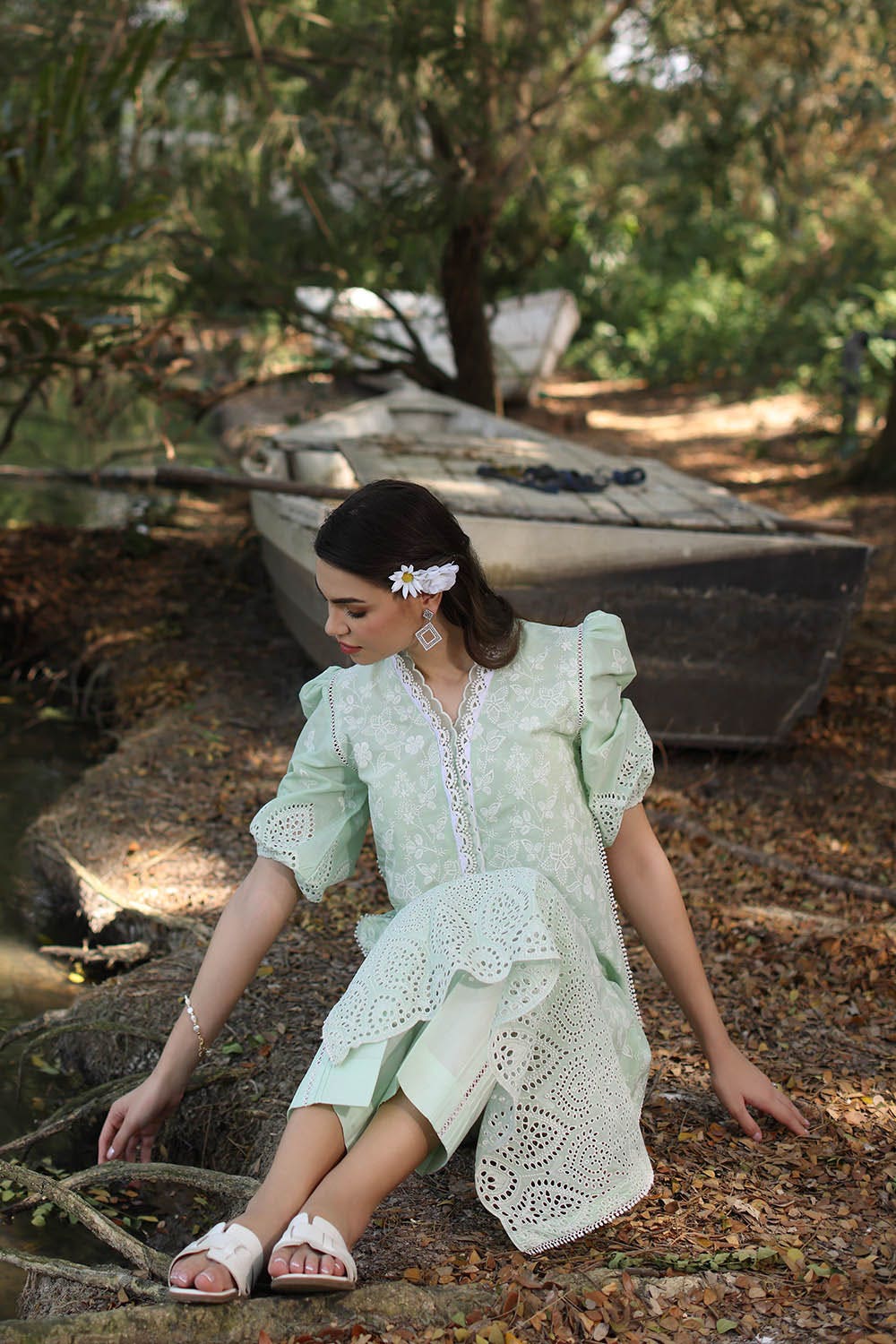 Gul Ahmed · The Joy of Summer – 2 Piece Schiffli Embroidered Lawn Suit TL-52099 - Image 4