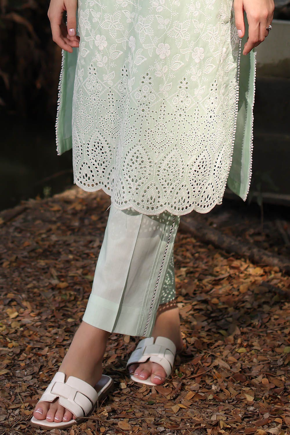 Gul Ahmed · The Joy of Summer – 2 Piece Schiffli Embroidered Lawn Suit TL-52099 - Image 5
