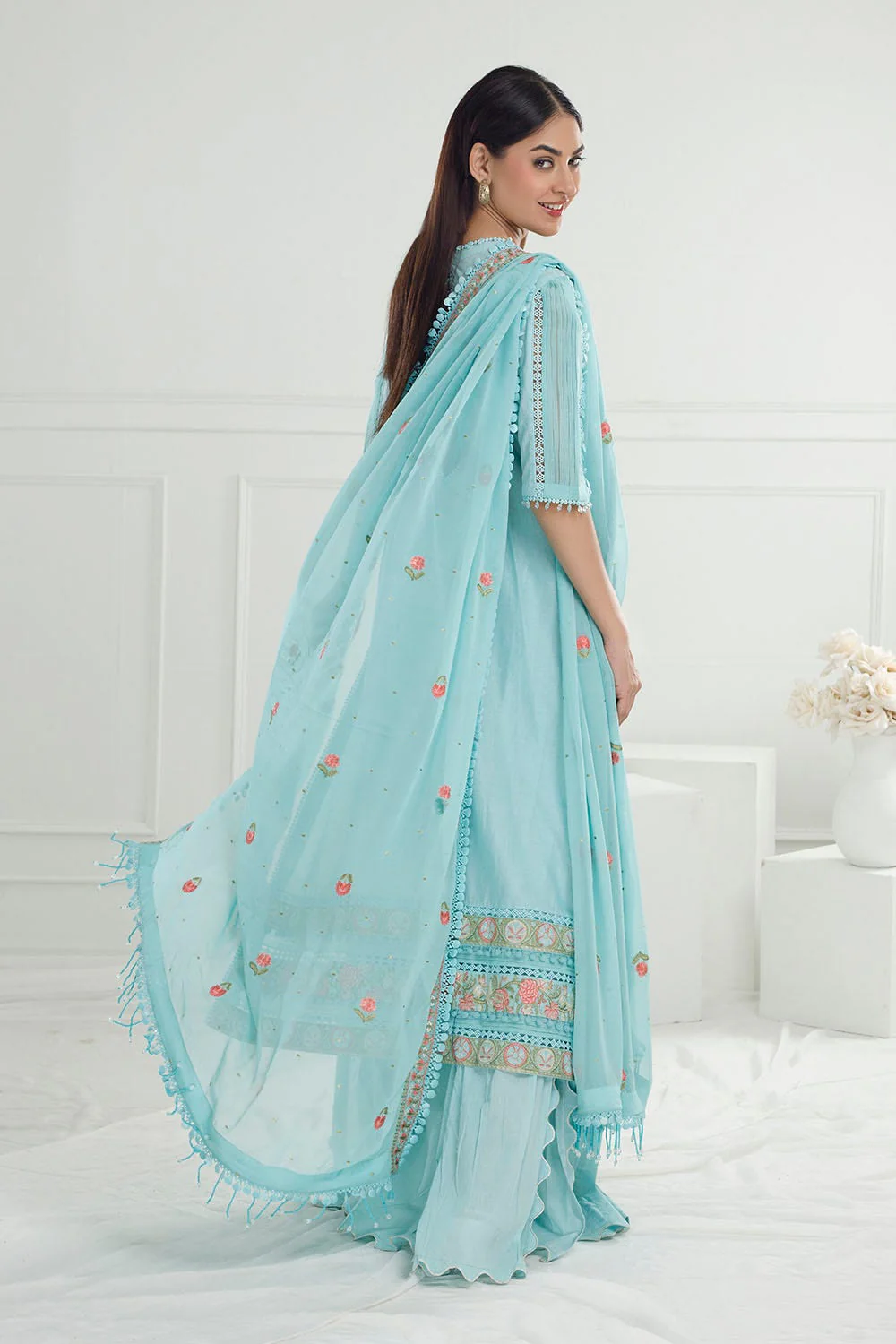 Gul Ahmed · The Joy of Summer – 3 Piece Embroidered Lawn Suit with Embroidered Chiffon Dupatta PM-52019 - Image 4