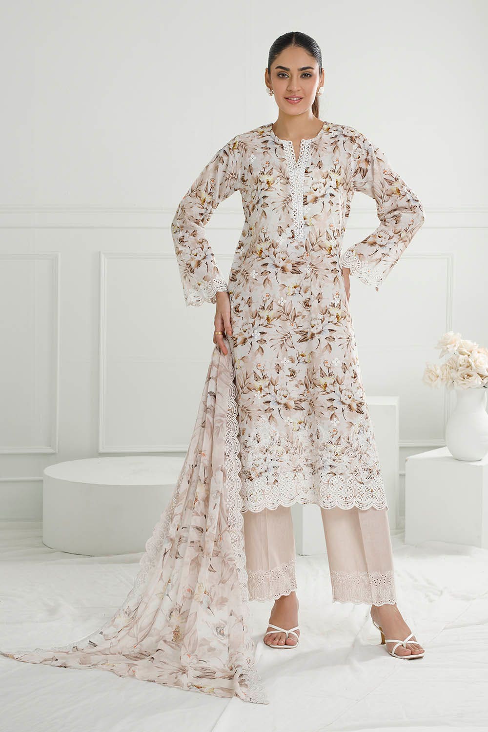 Gul Ahmed · The Joy of Summer – 3 Piece Embroidered Printed Lawn Suit with Embroidered Printed Chiffon Dupatta PR-52001 - Image 5