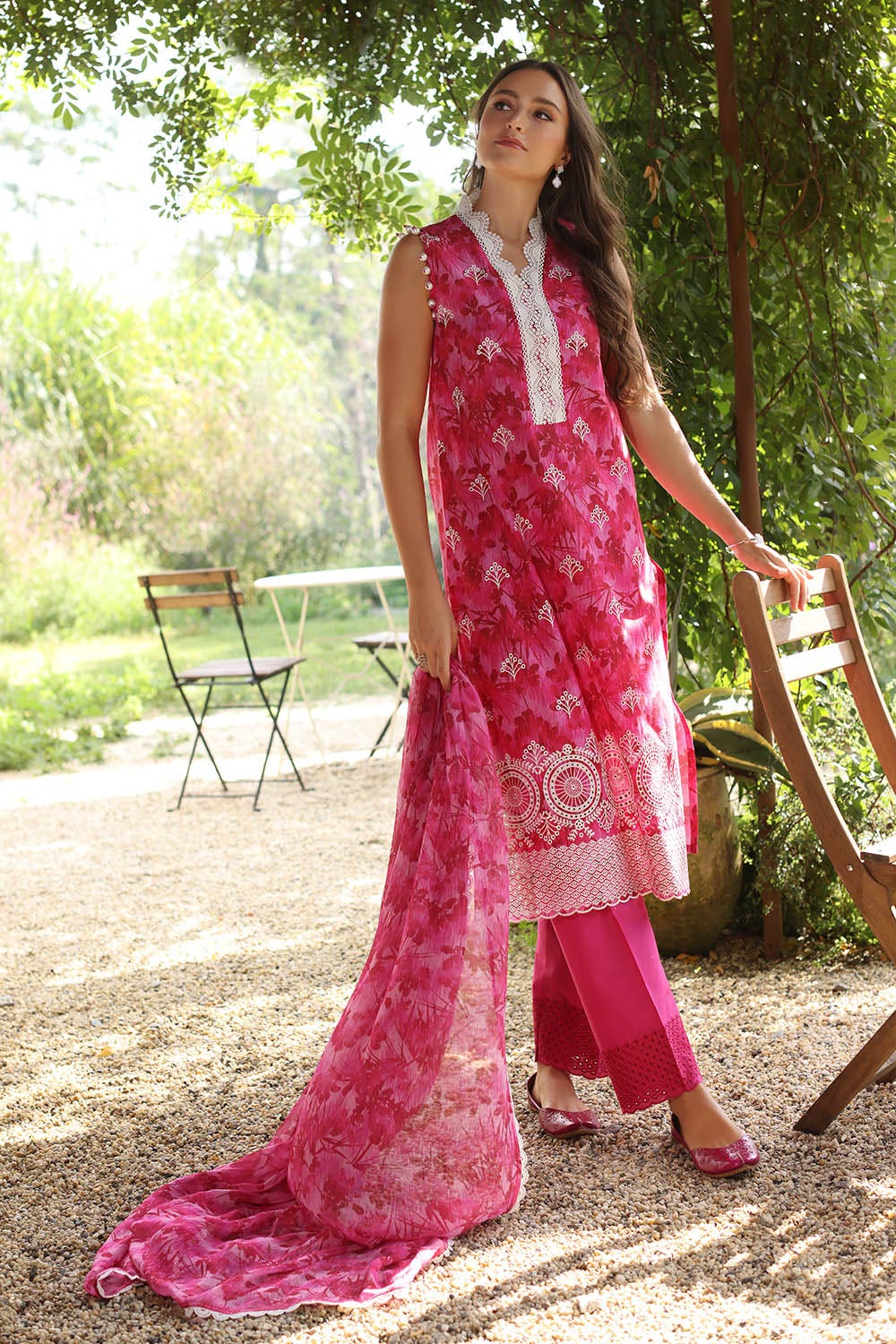 Gul Ahmed · The Joy of Summer – 3 Piece Embroidered Printed Lawn Suit with Embroidered Printed Chiffon Dupatta PR-52004 - Image 2