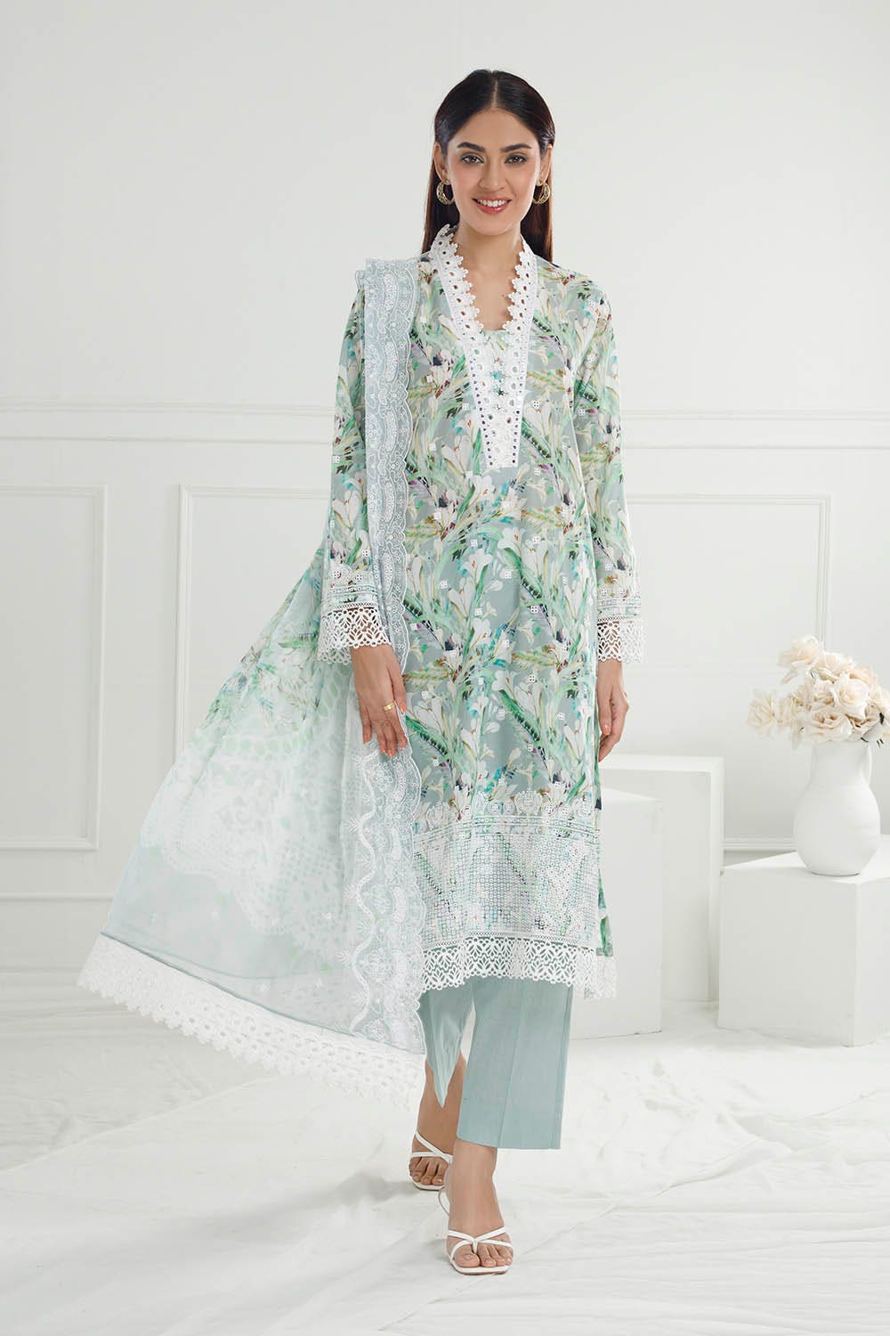 Gul Ahmed · The Joy of Summer – 3 Piece Embroidered Printed Lawn Suit with Embroidered Printed Chiffon Dupatta PR-52007 - Image 5