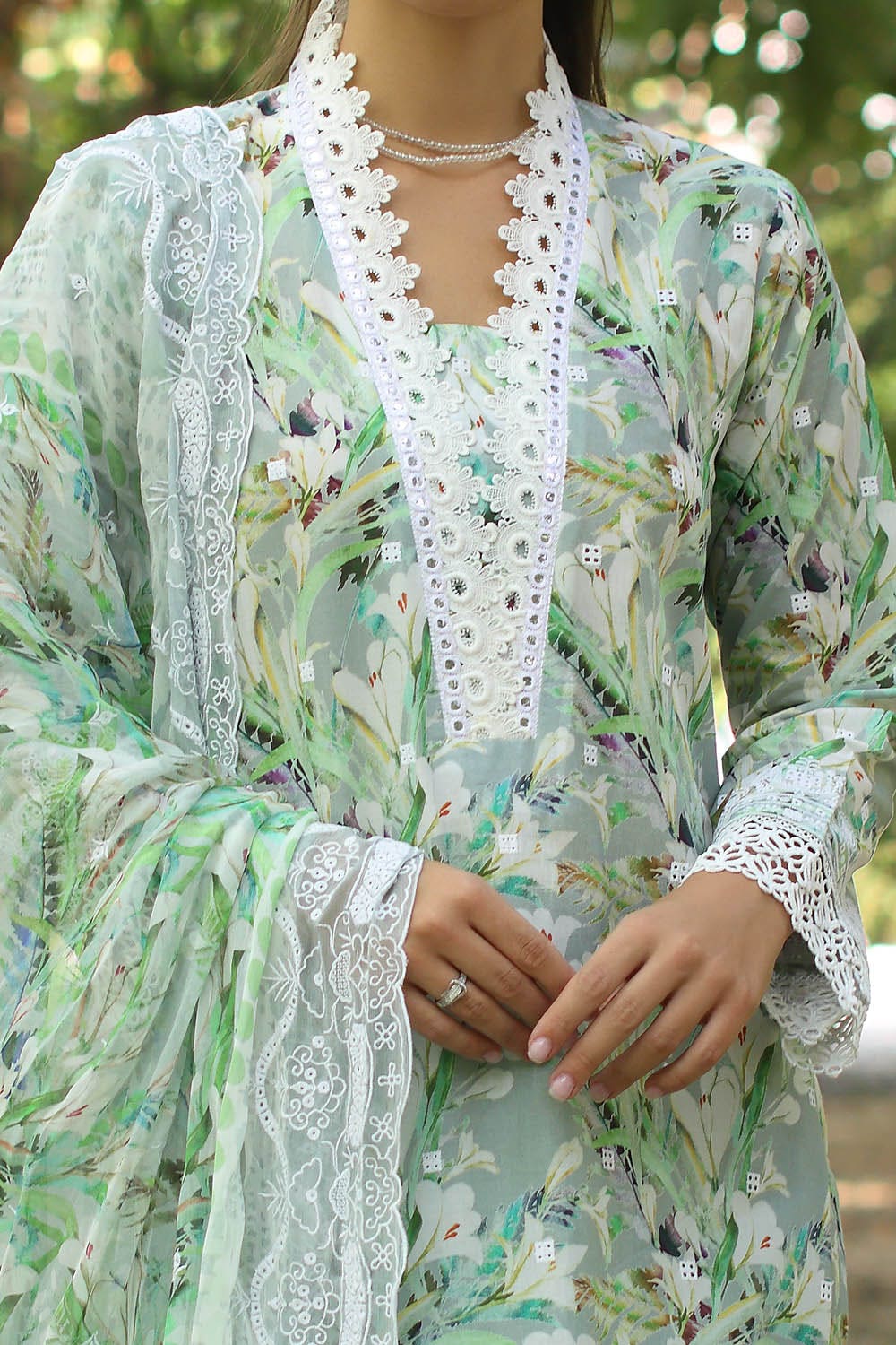 Gul Ahmed · The Joy of Summer – 3 Piece Embroidered Printed Lawn Suit with Embroidered Printed Chiffon Dupatta PR-52007 - Image 6