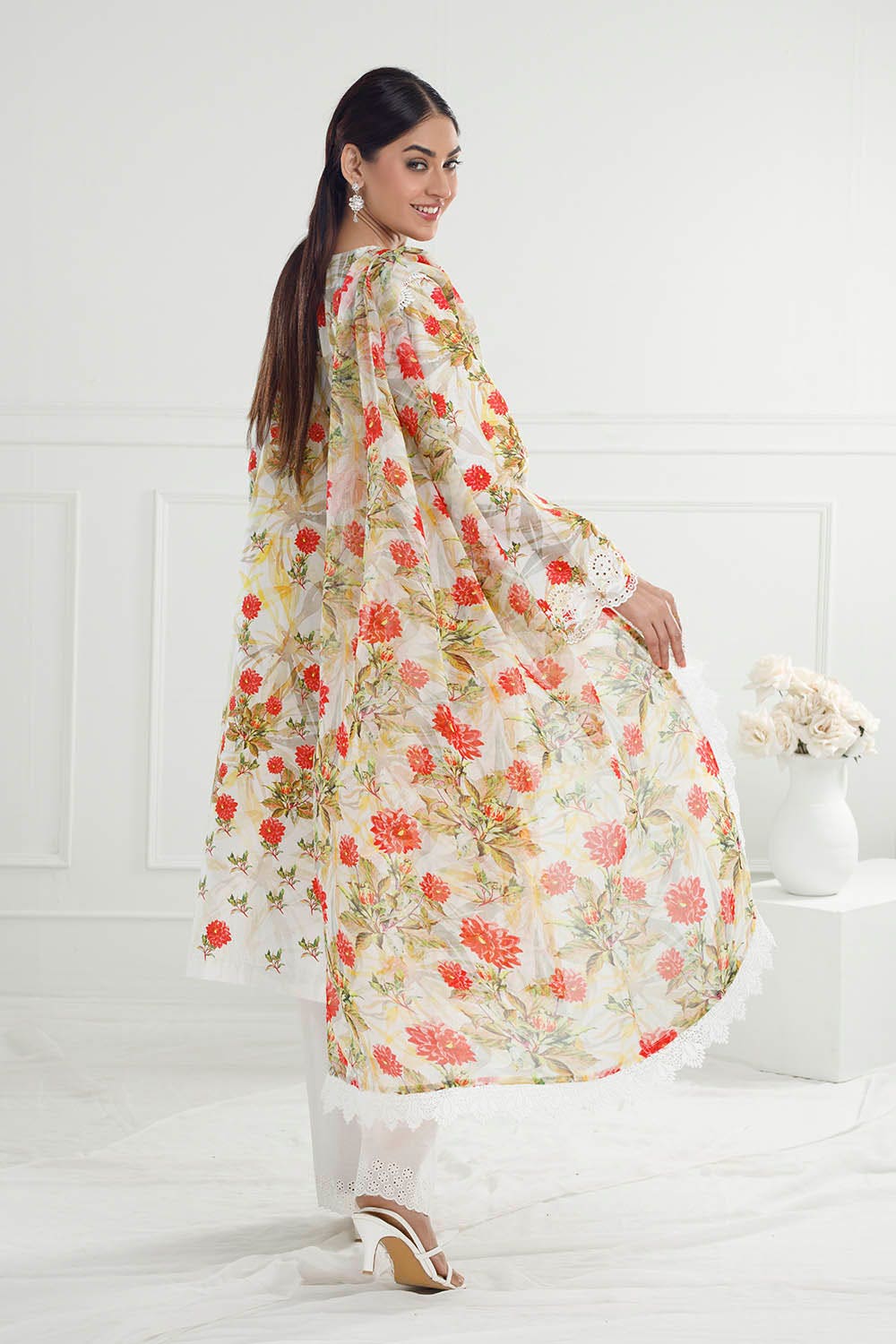 Gul Ahmed · The Joy of Summer – 3 Piece Embroidered Printed Lawn Suit with Printed Chiffon Dupatta PR-52006 - Image 2