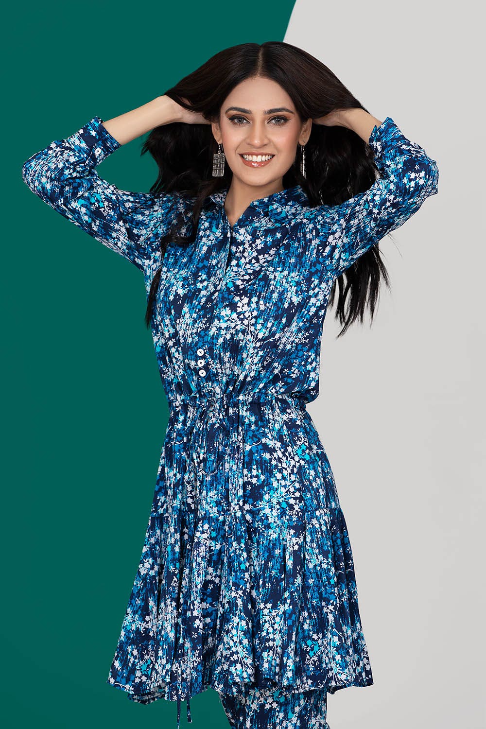 Gul Ahmed Winter Charcoal Collection – 2PC Linen Digital Printed Suit VT-22009 - Image 5