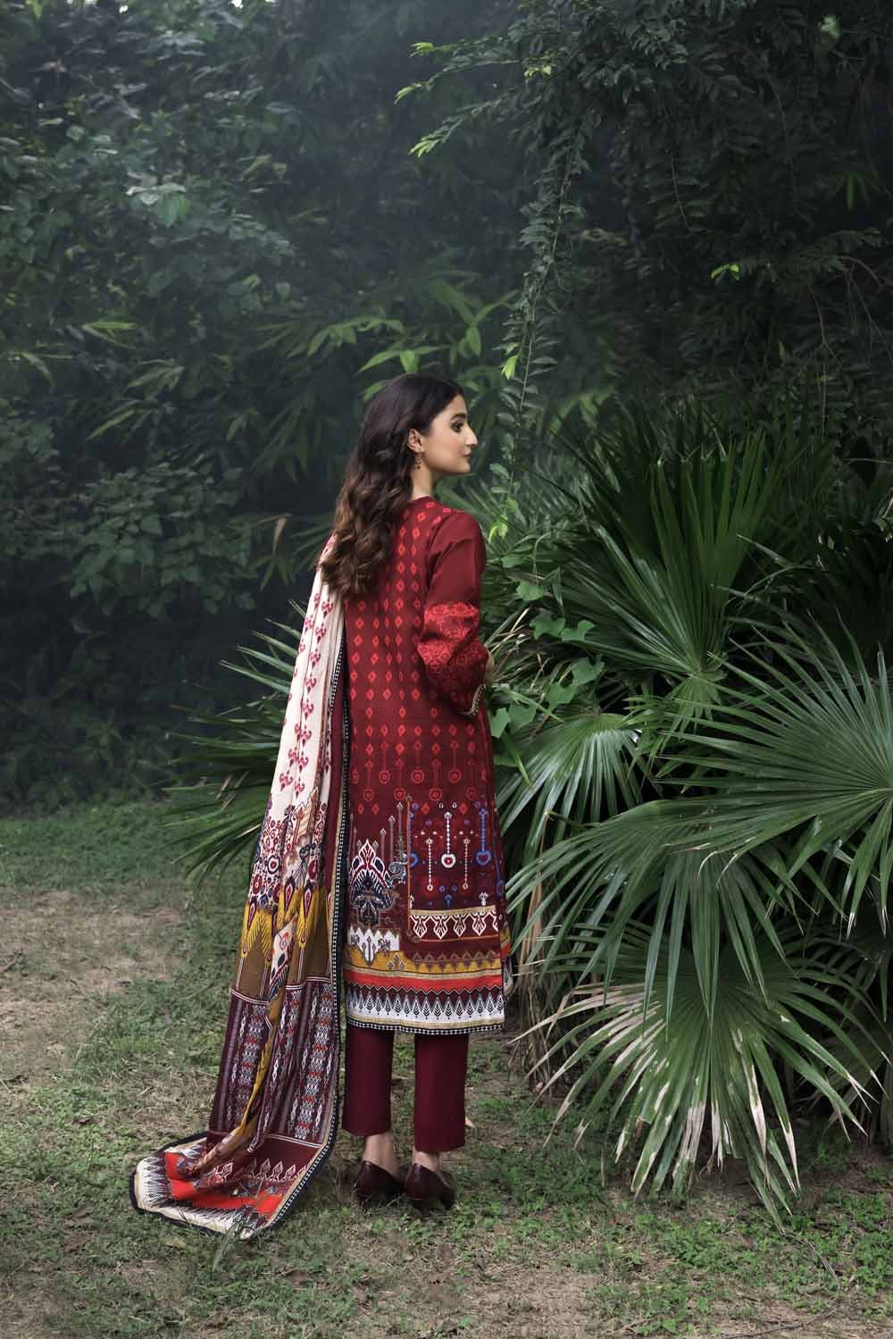 Gul Ahmed Winter Regalia Collection – 3PC Khaddar Suit WR-22013 - Image 3