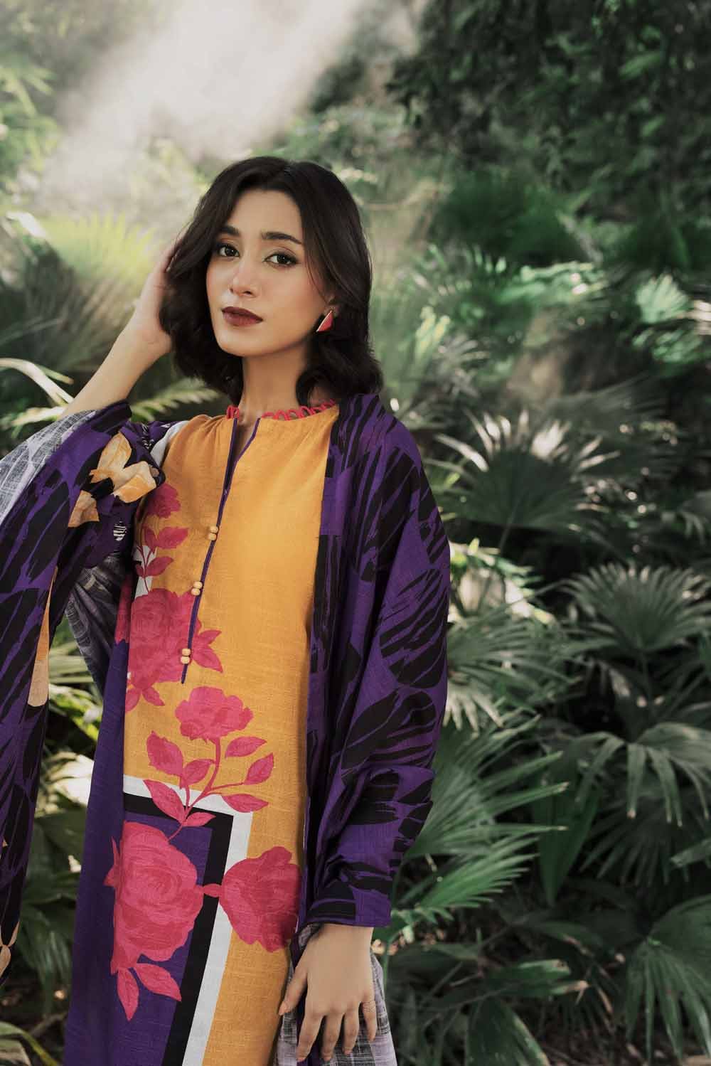 Gul Ahmed Winter Regalia Collection – 3PC Khaddar Suit WR-22014 - Image 3