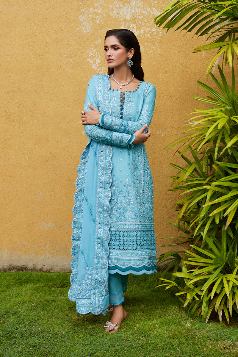 Gulaal Luxury Lawn – Dhalia