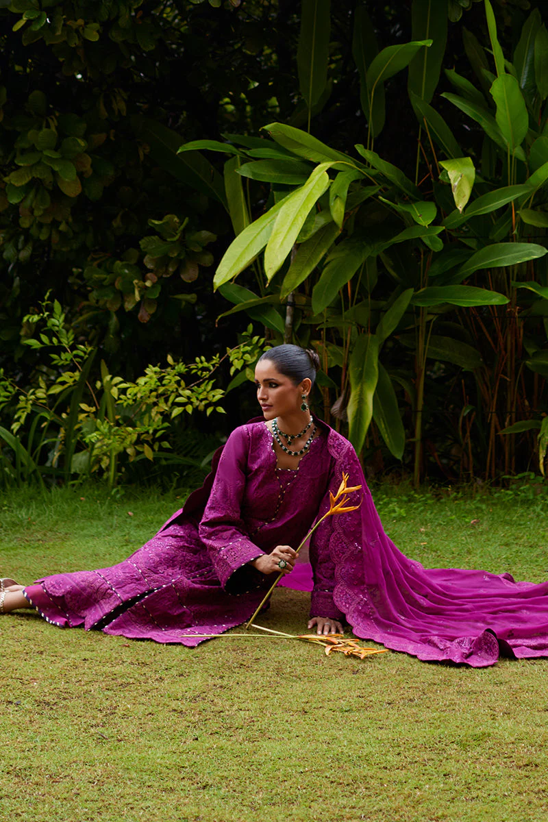 Gulaal Luxury Lawn – Hazel - Image 6