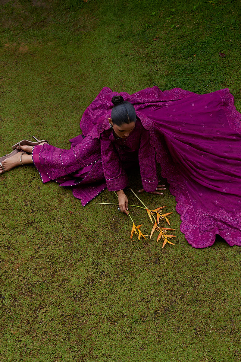 Gulaal Luxury Lawn – Hazel - Image 7