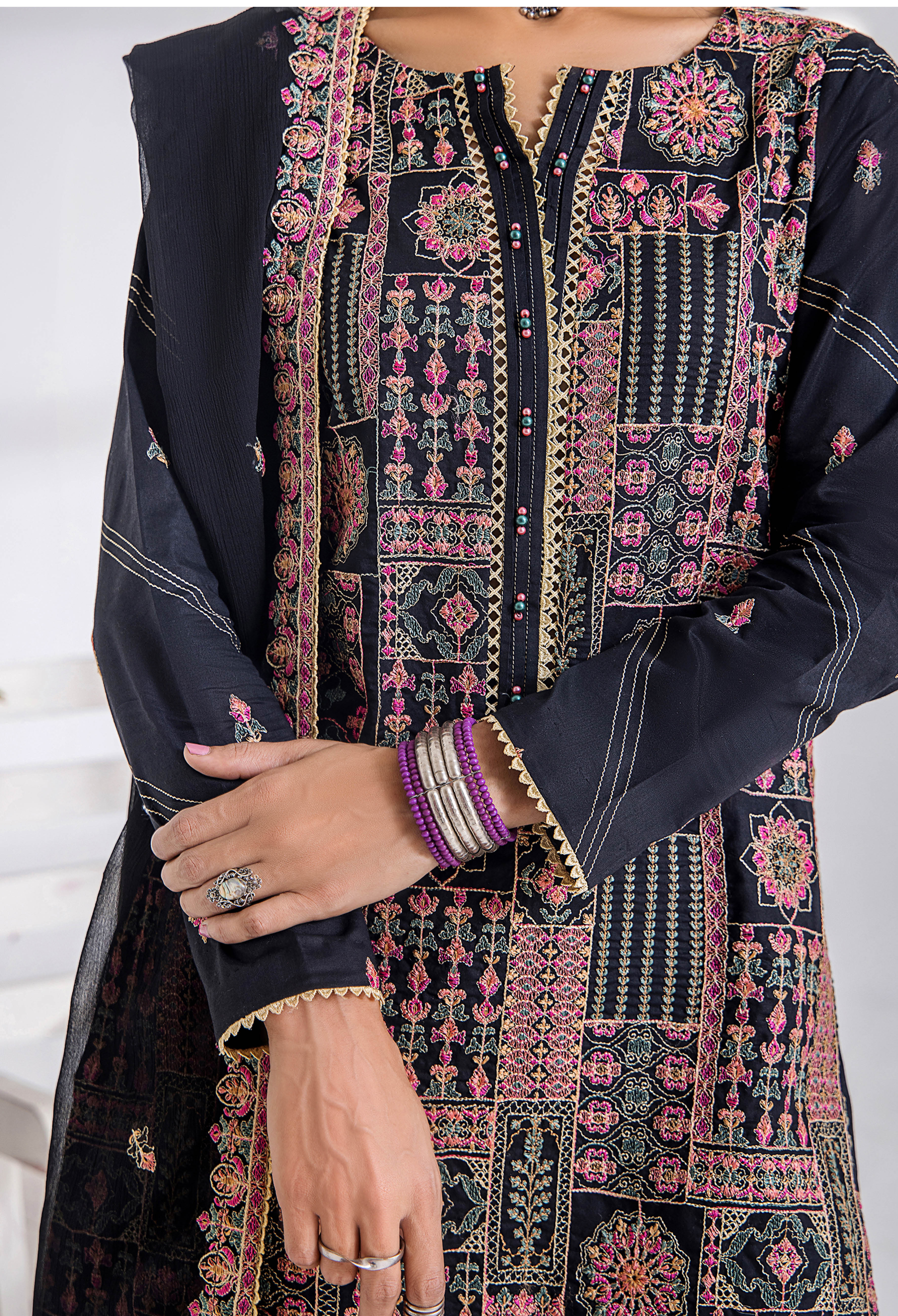 Gull Embroidered Lawn by Adans Libas – 5245 - Image 4