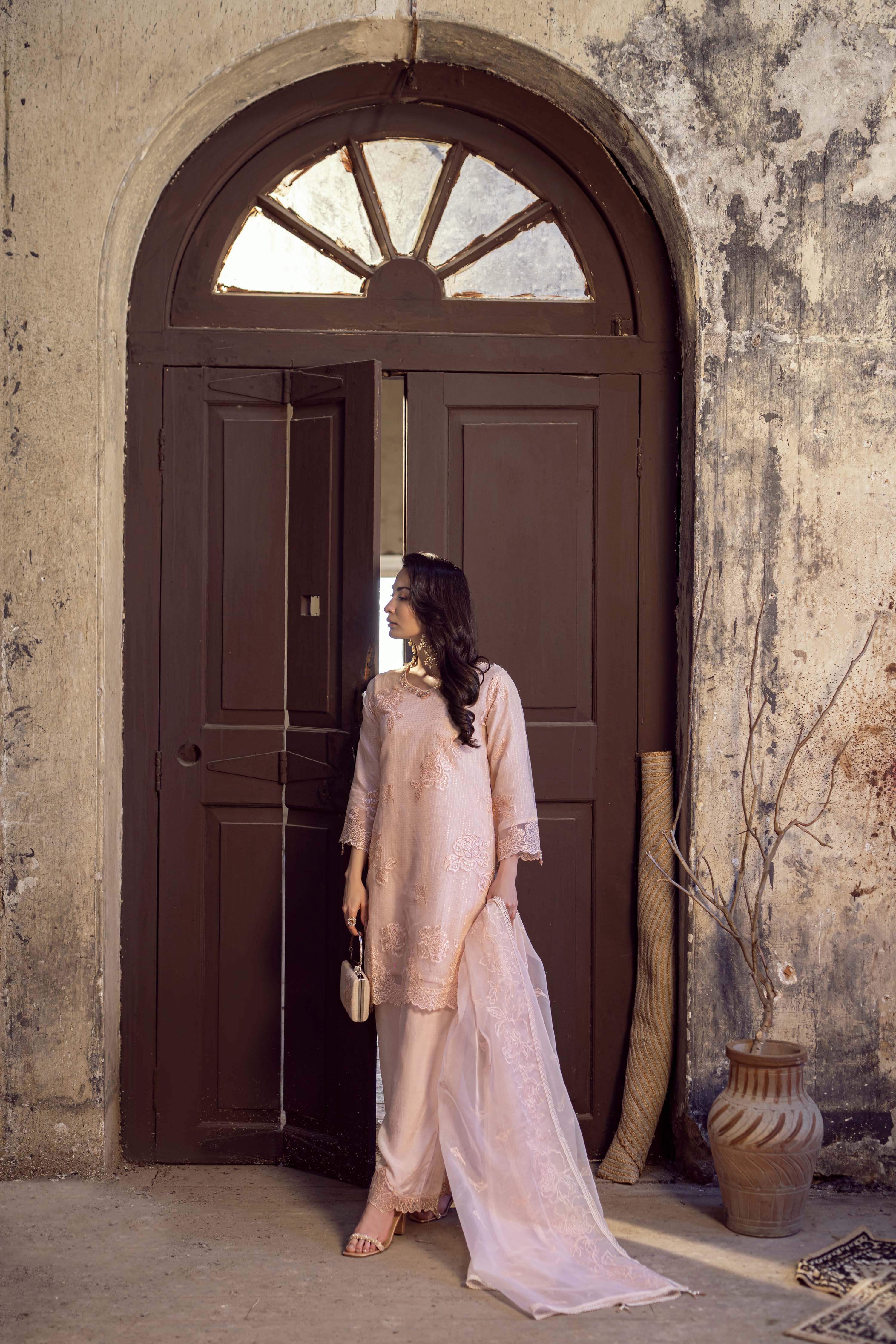 Guzel Sitara 3PC Pret/Stitched Eid Organza Suit with Clutch – Tara - Image 8