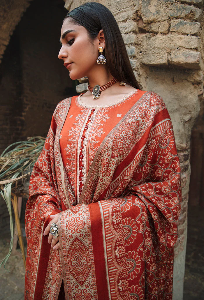 Humdum Carvaan Embroidered Winter Collection – CV-06 - Image 3