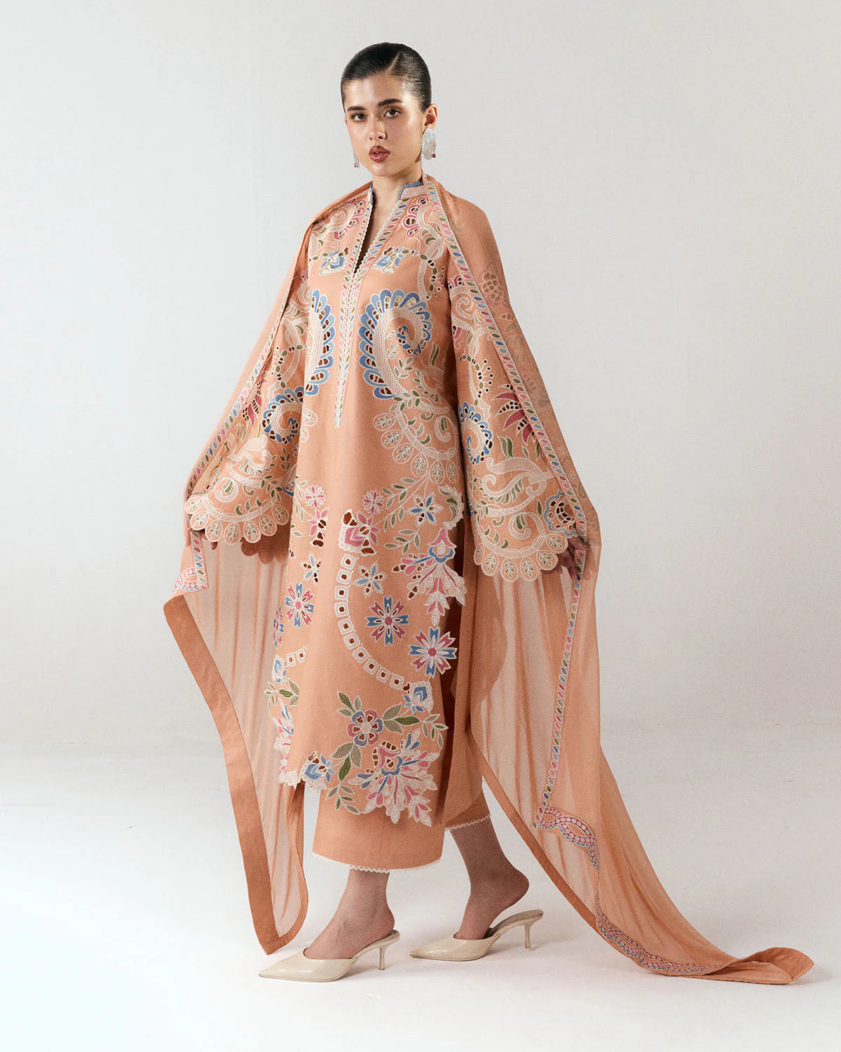 Hussain Rehar Jugnu Luxury Lawn Edit – Nila - Image 3