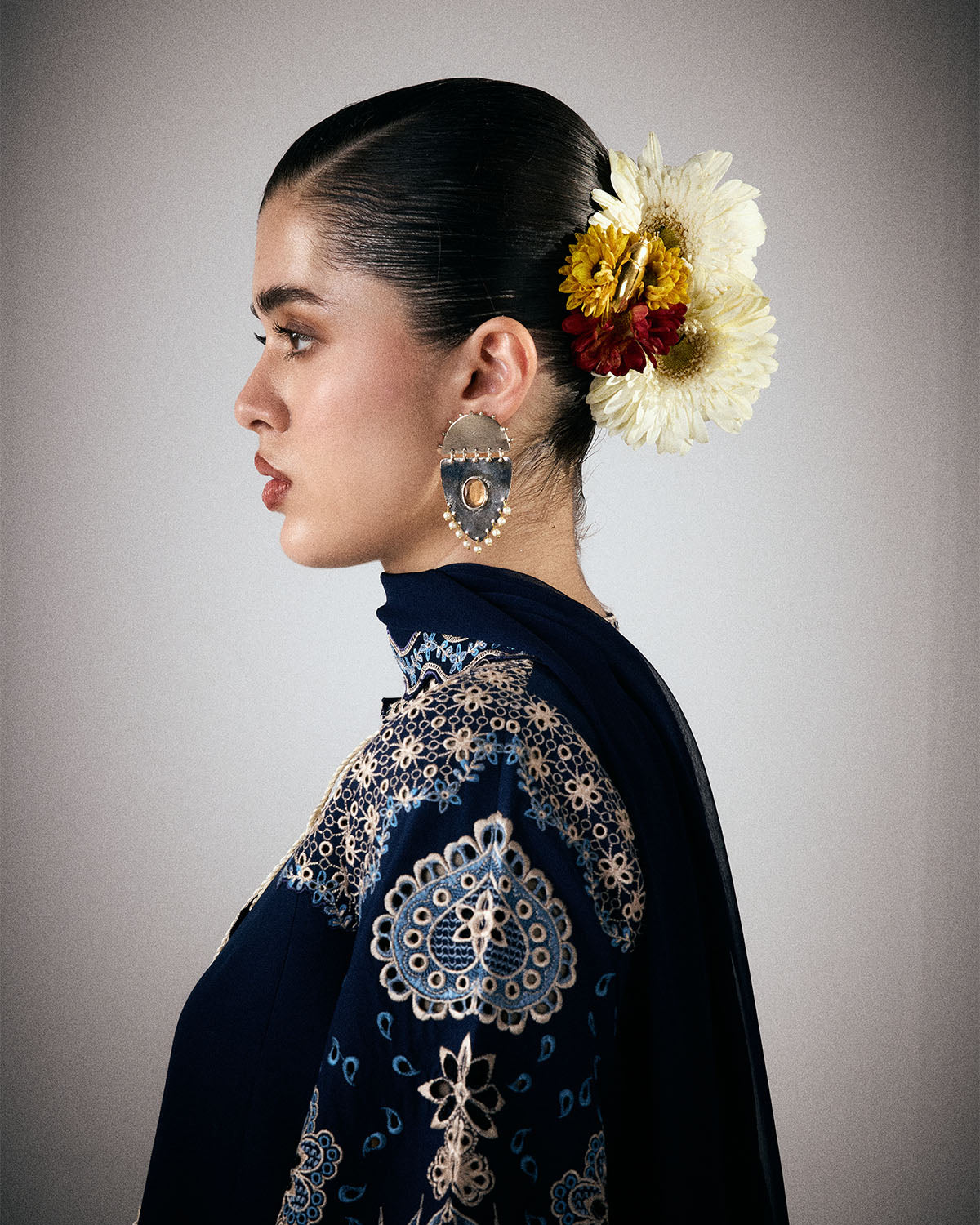Hussain Rehar Jugnu Luxury Lawn Edit – Tiva - Image 5