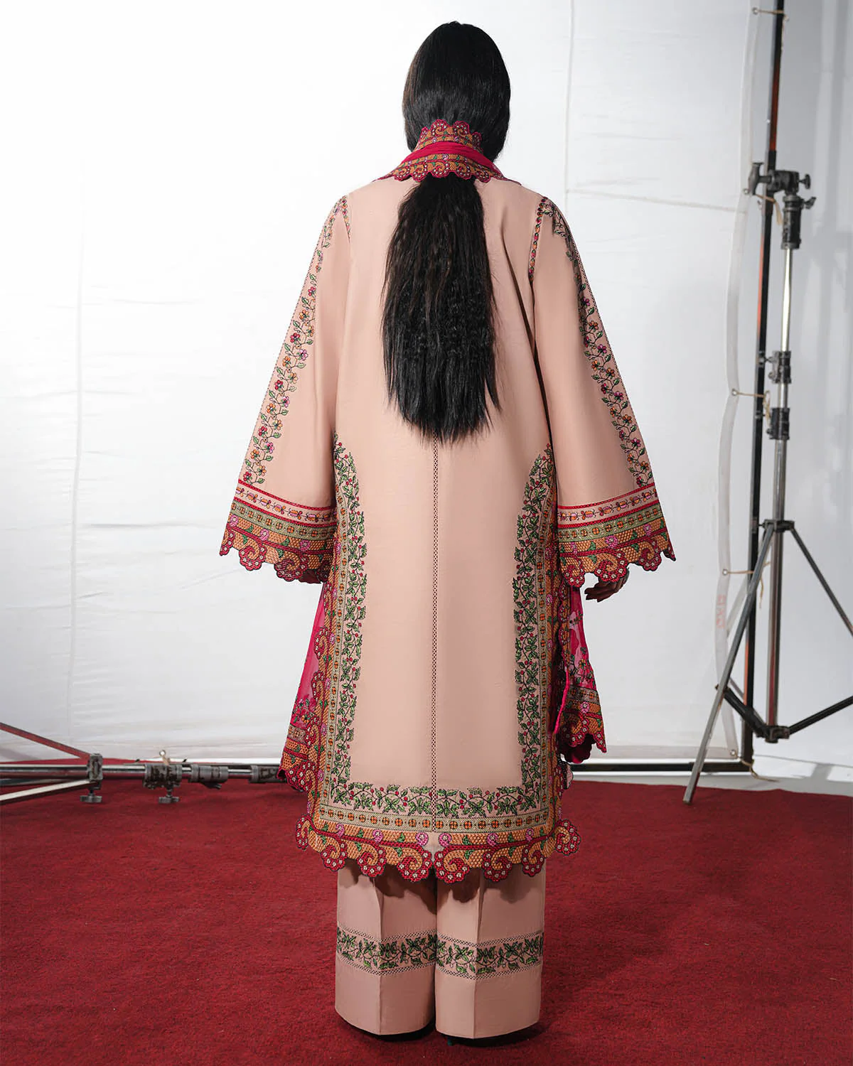 Hussain Rehar Jugnu Spring/Summer Lawn – Nazeh - Image 6