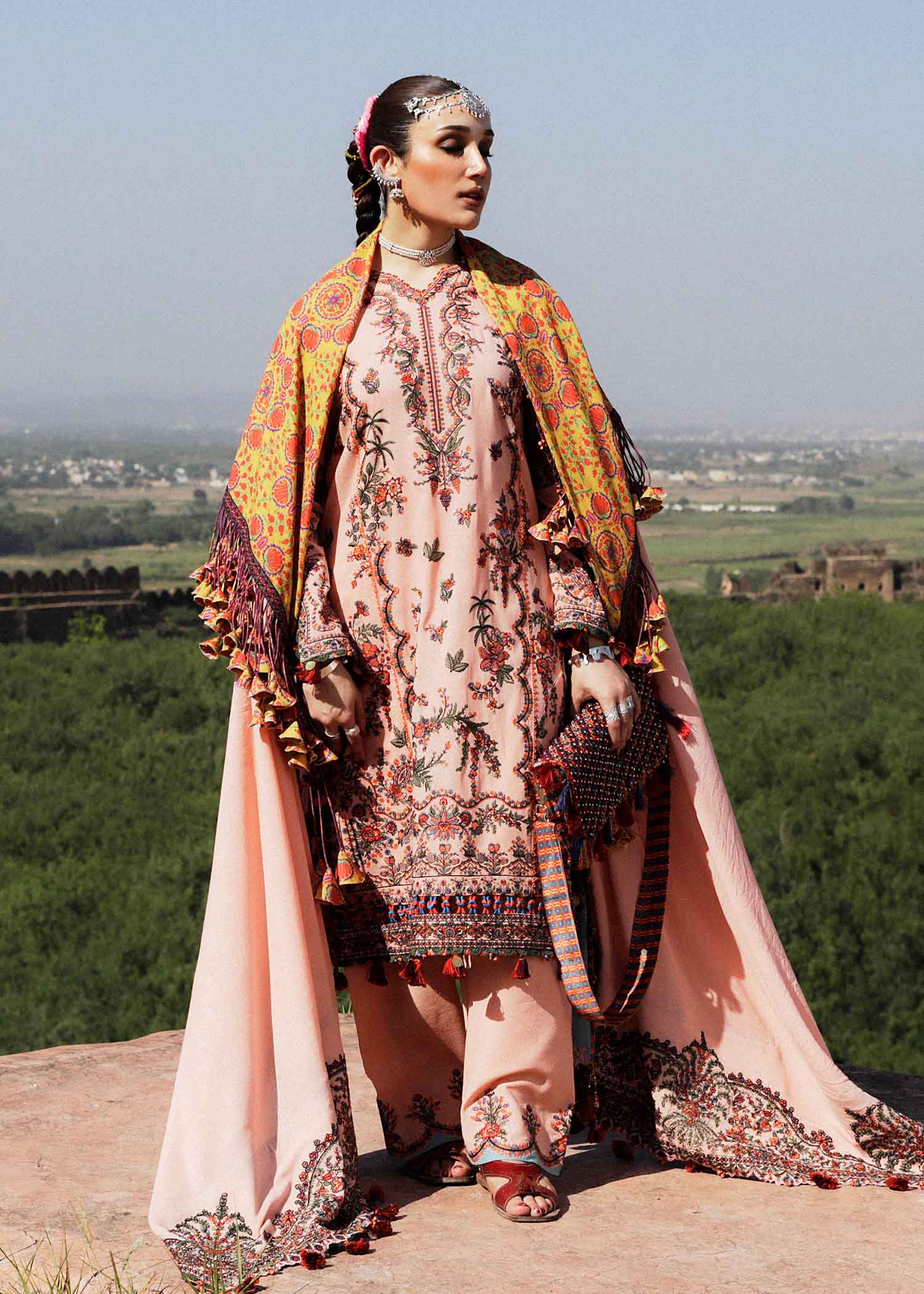 Hussain Rehar Karandi AW'23  – Calla lily