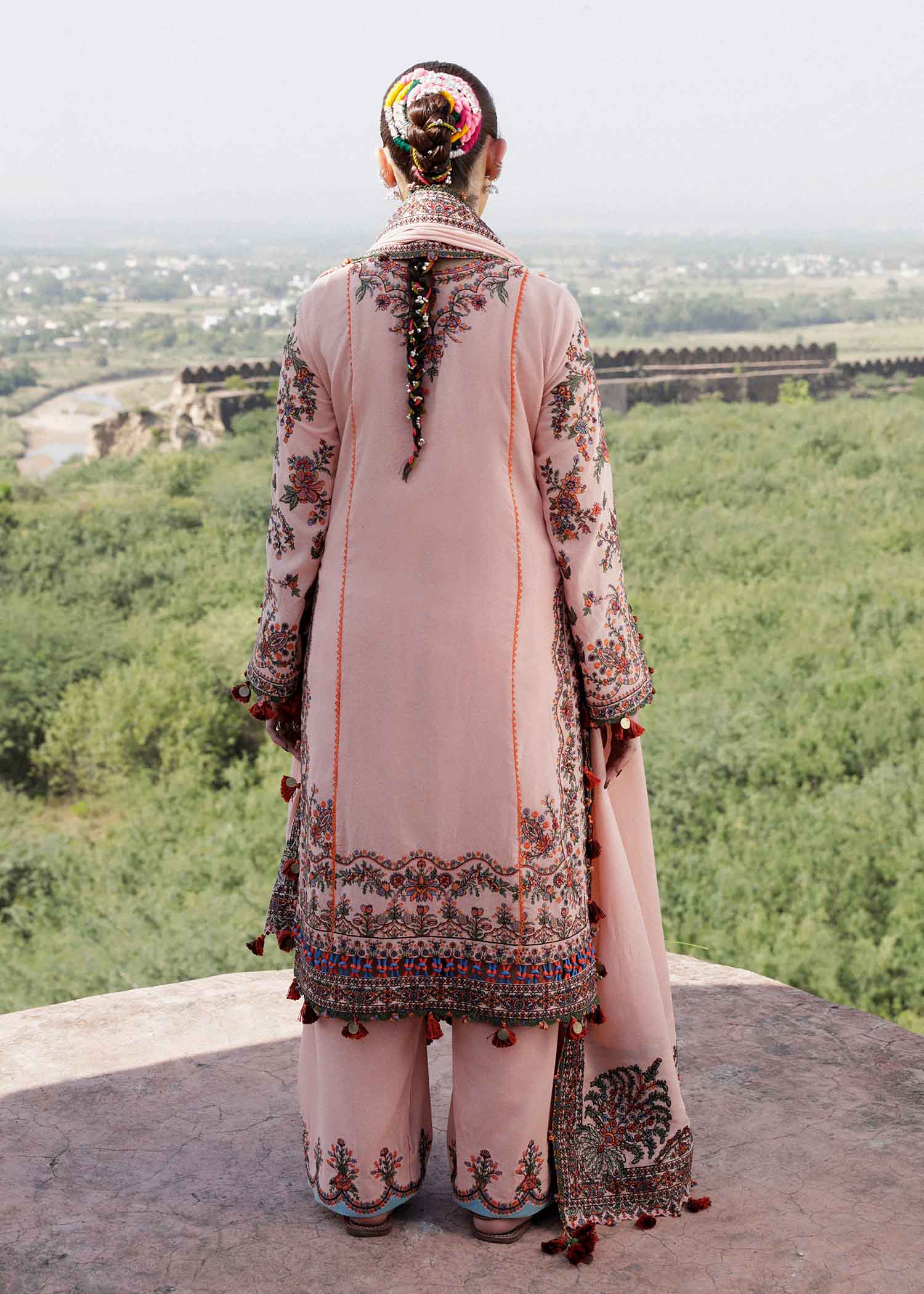 Hussain Rehar Karandi AW'23  – Calla lily - Image 5