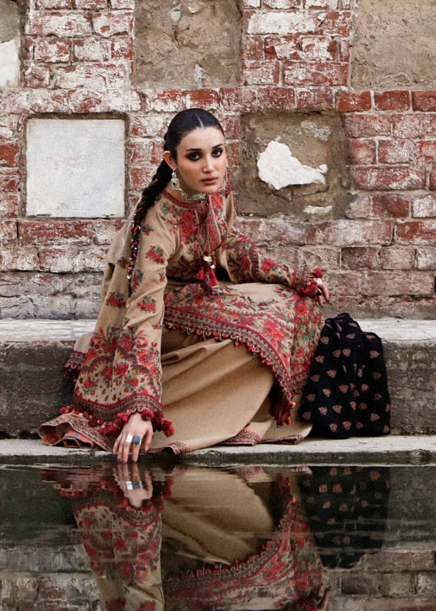 Hussain Rehar Karandi AW'23 – Sahara - Image 3