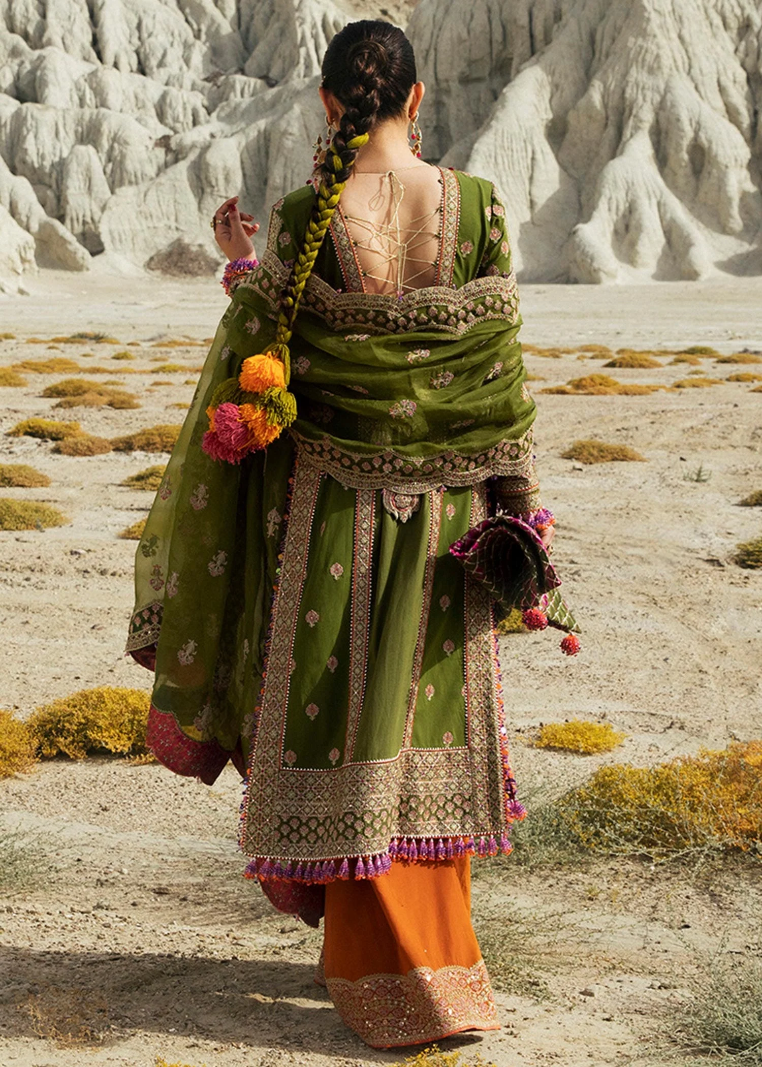 Hussain Rehar Rahgoli Luxury Lawn Collection 2022 – Asag - Image 13