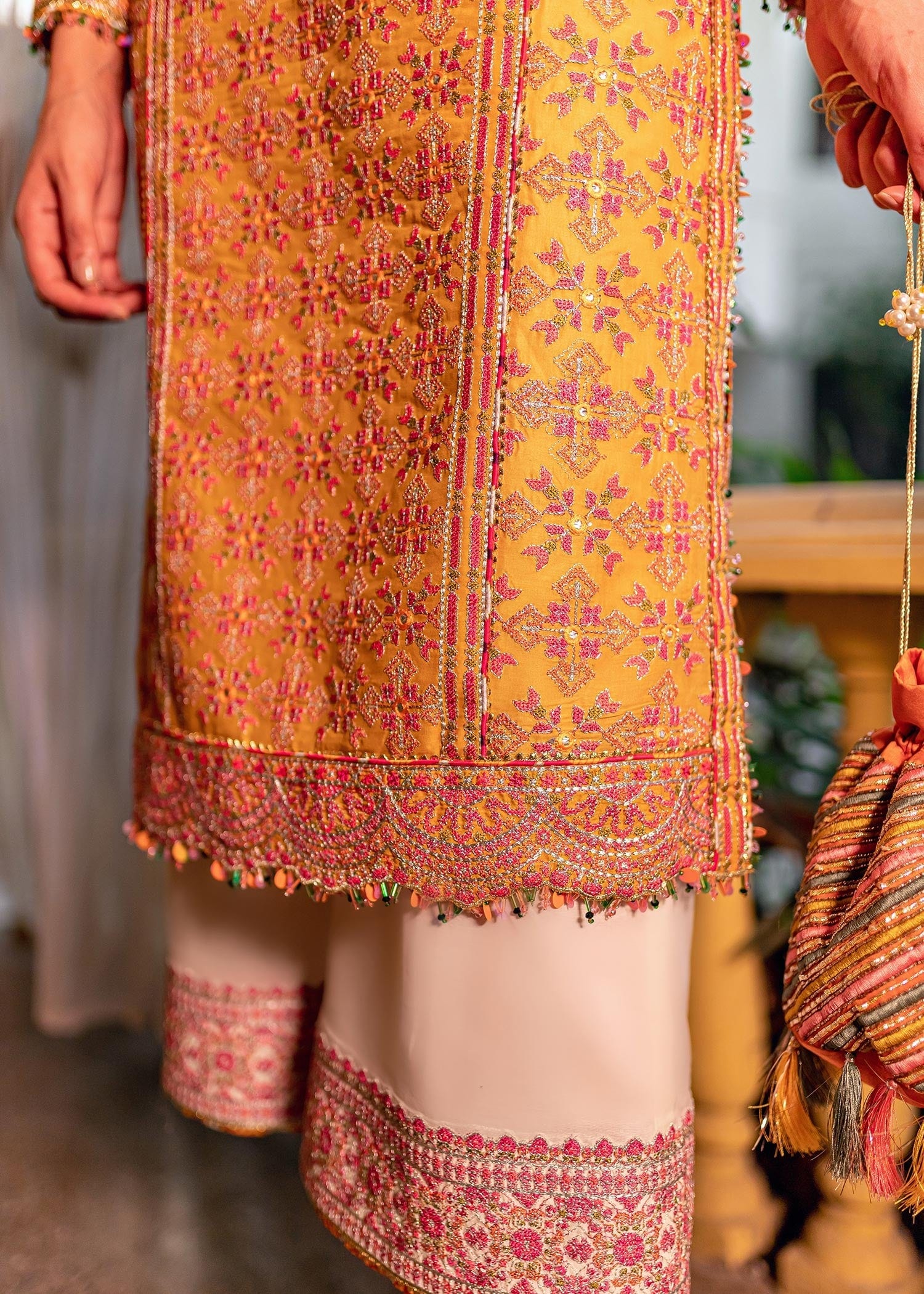 Hussain Rehar Rahgoli Luxury Lawn Collection 2022 – Shadeh - Image 21