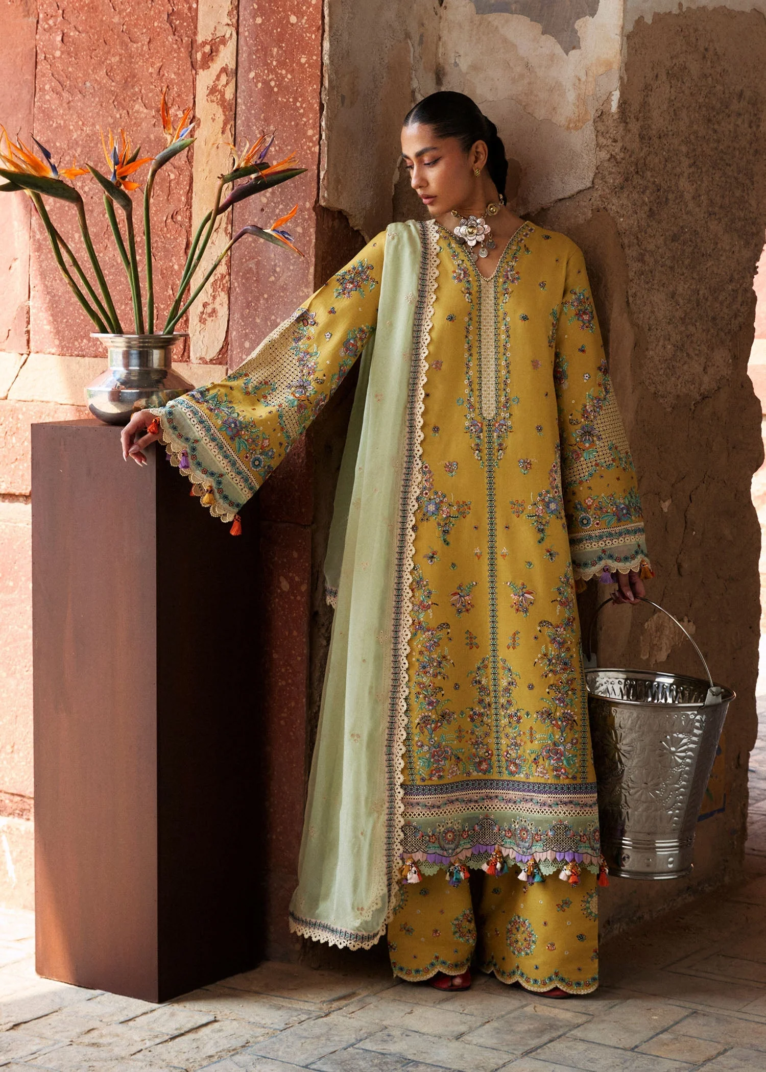 Hussain Rehar Zan Festive Luxury Lawn – Sari - Image 3