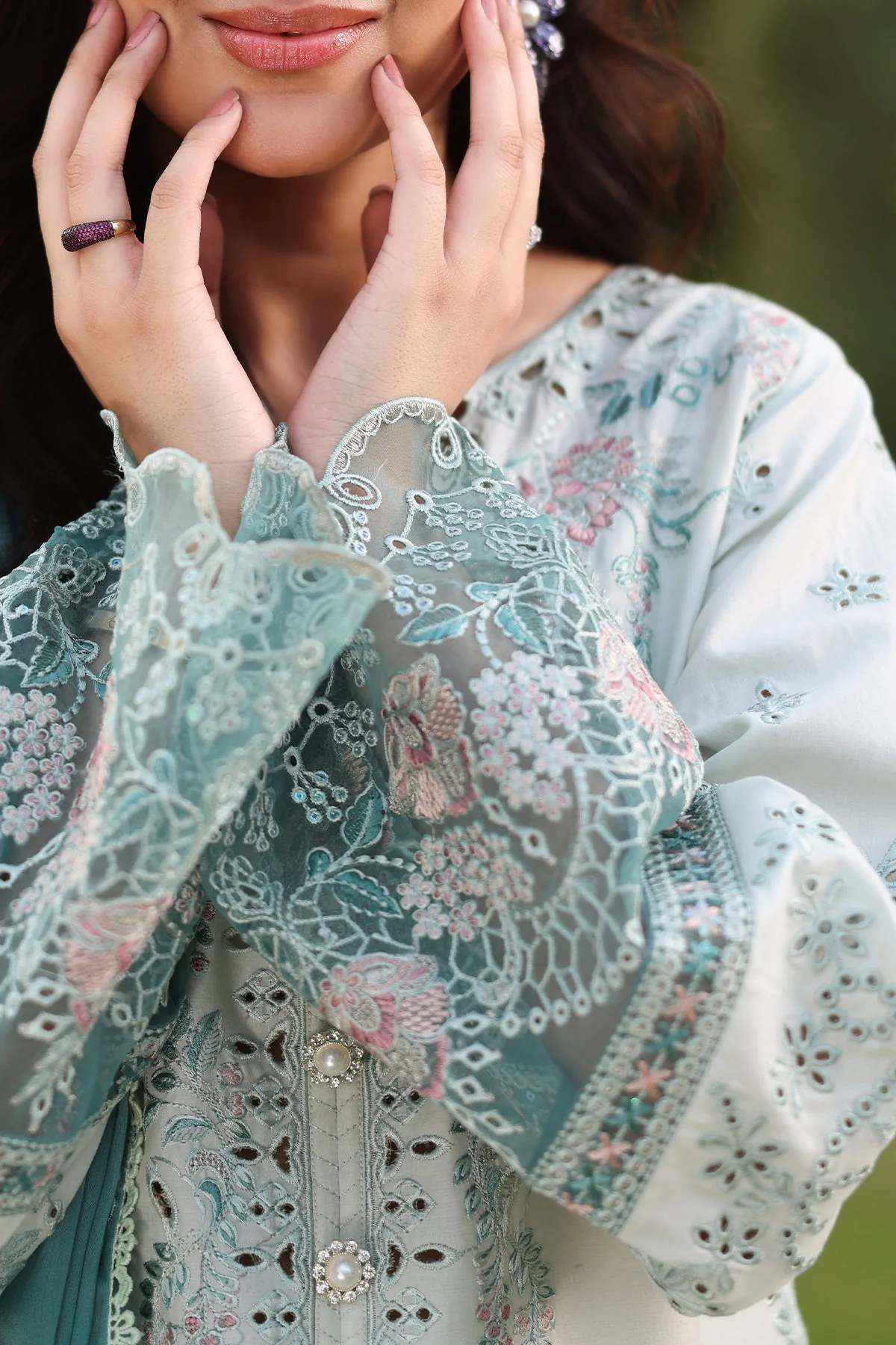 Imrozia Hayam Luxury Lawn – SL 88 HIBA - Image 3