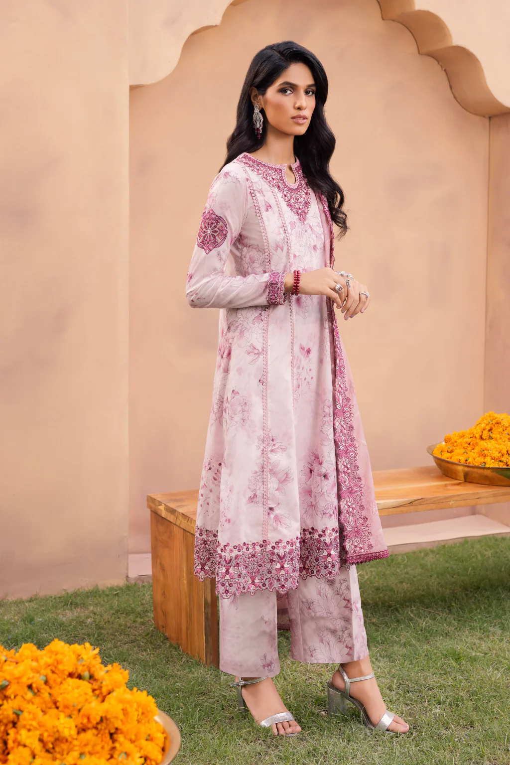 Iznik Aashiaan Festive Lawn Collection – AL-08 Helena - Image 2