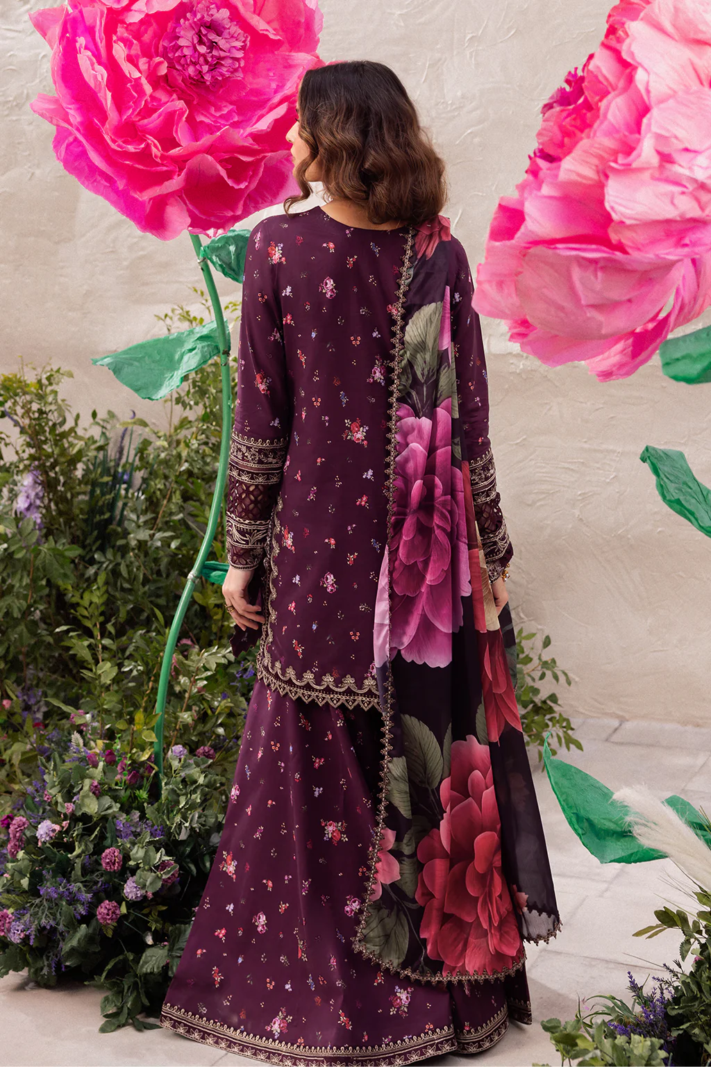Iznik Dahlia Lawn Collection – DL-06 Printed Lawn - Image 2