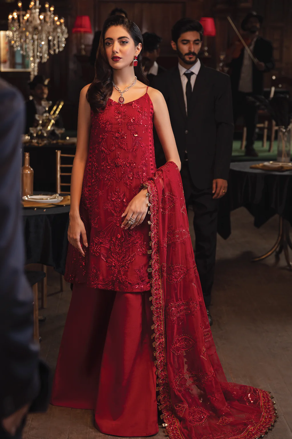 IZNiK La Royale Luxury Formals – IRC-01 Salsa - Image 4