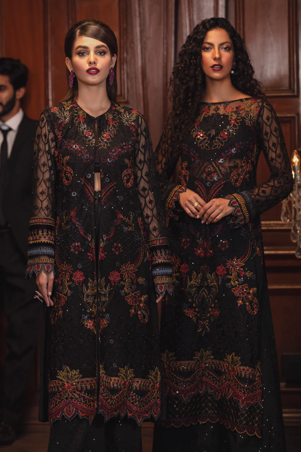 IZNiK La Royale Luxury Formals – IRC-03 Fonce Night - Image 7