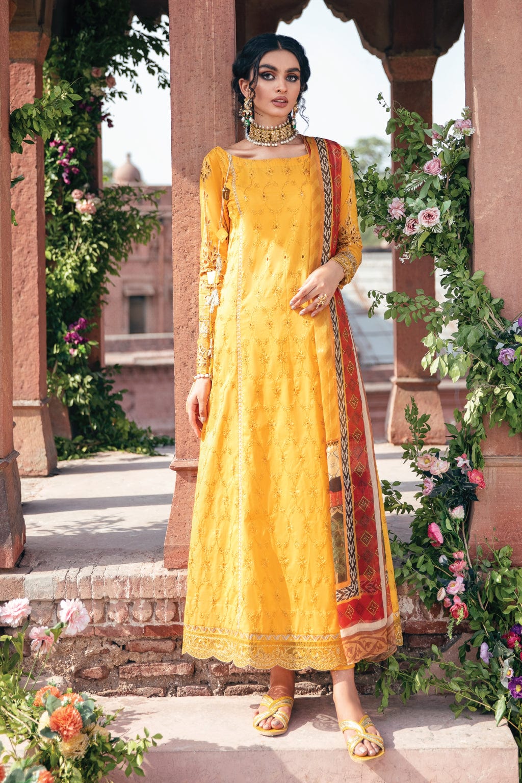 IZNiK Mizaj Festive Eid Lawn Collection  – ML-03 Maira - Image 3