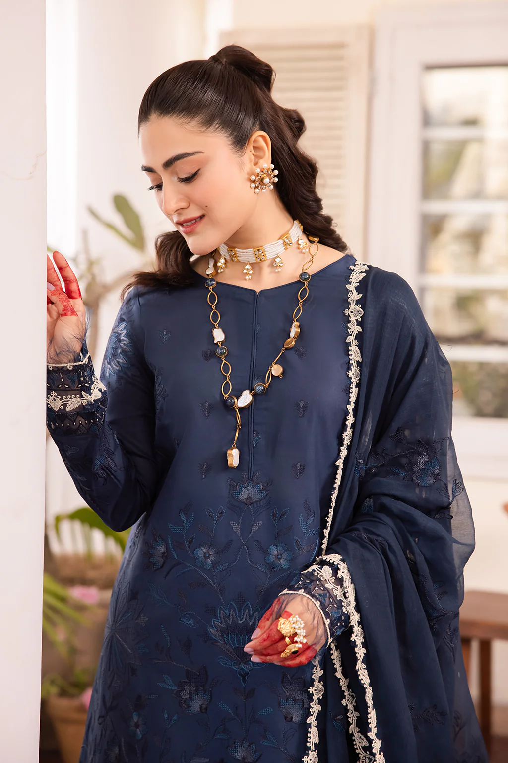 Iznik Nani Ka Ghar Eid Lawn Collection – NKG-03 Embroidered Lawn - Image 5
