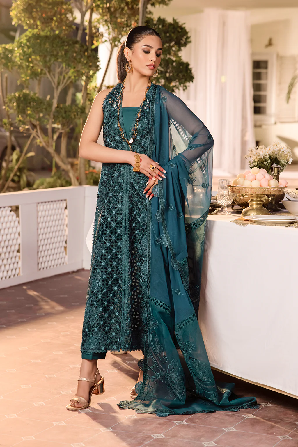 Iznik Nani Ka Ghar Eid Lawn Collection – NKG-07 Embroidered Lawn - Image 14