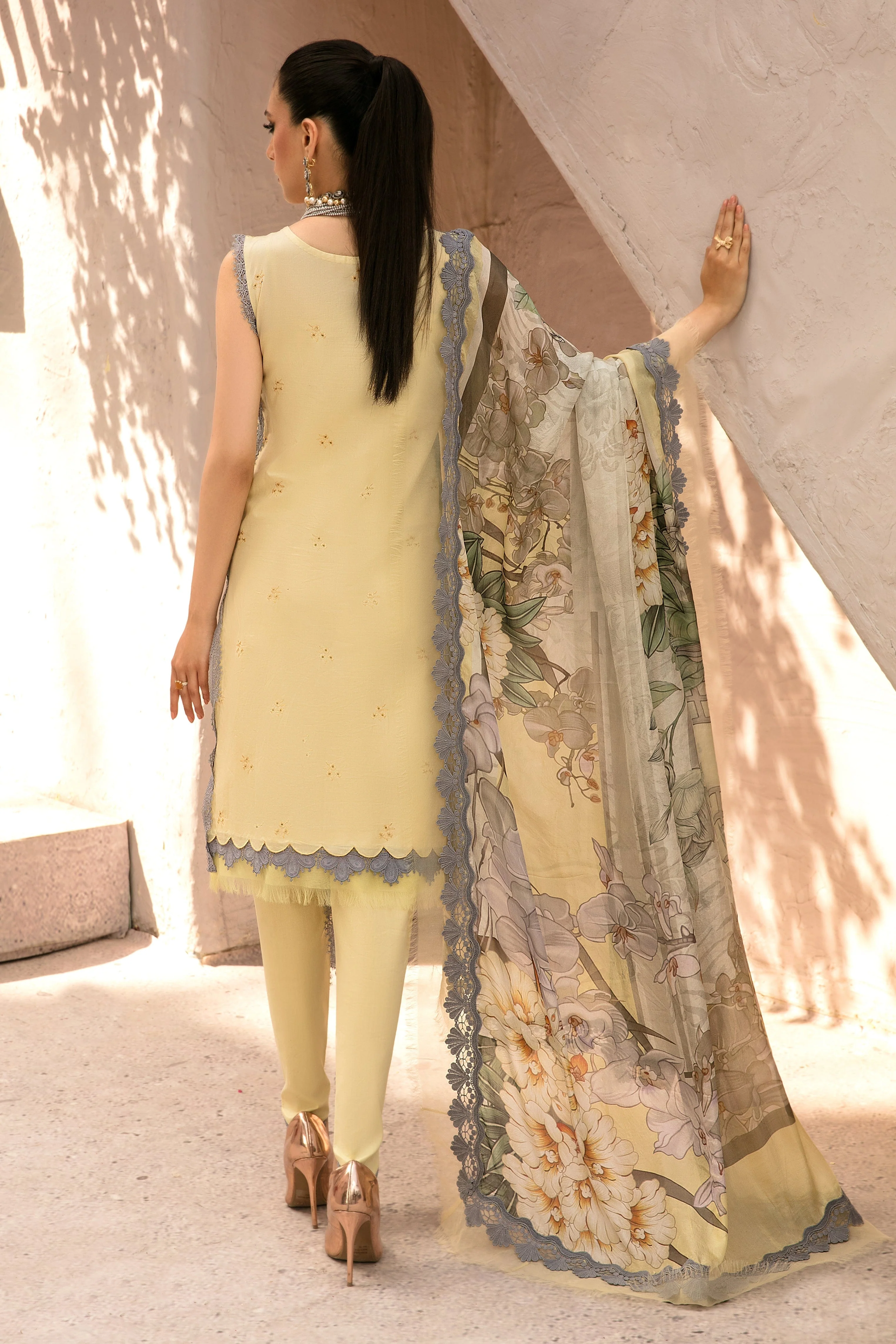 Jade Grandeur Luxury Lawn Collection – 19982 - Image 3