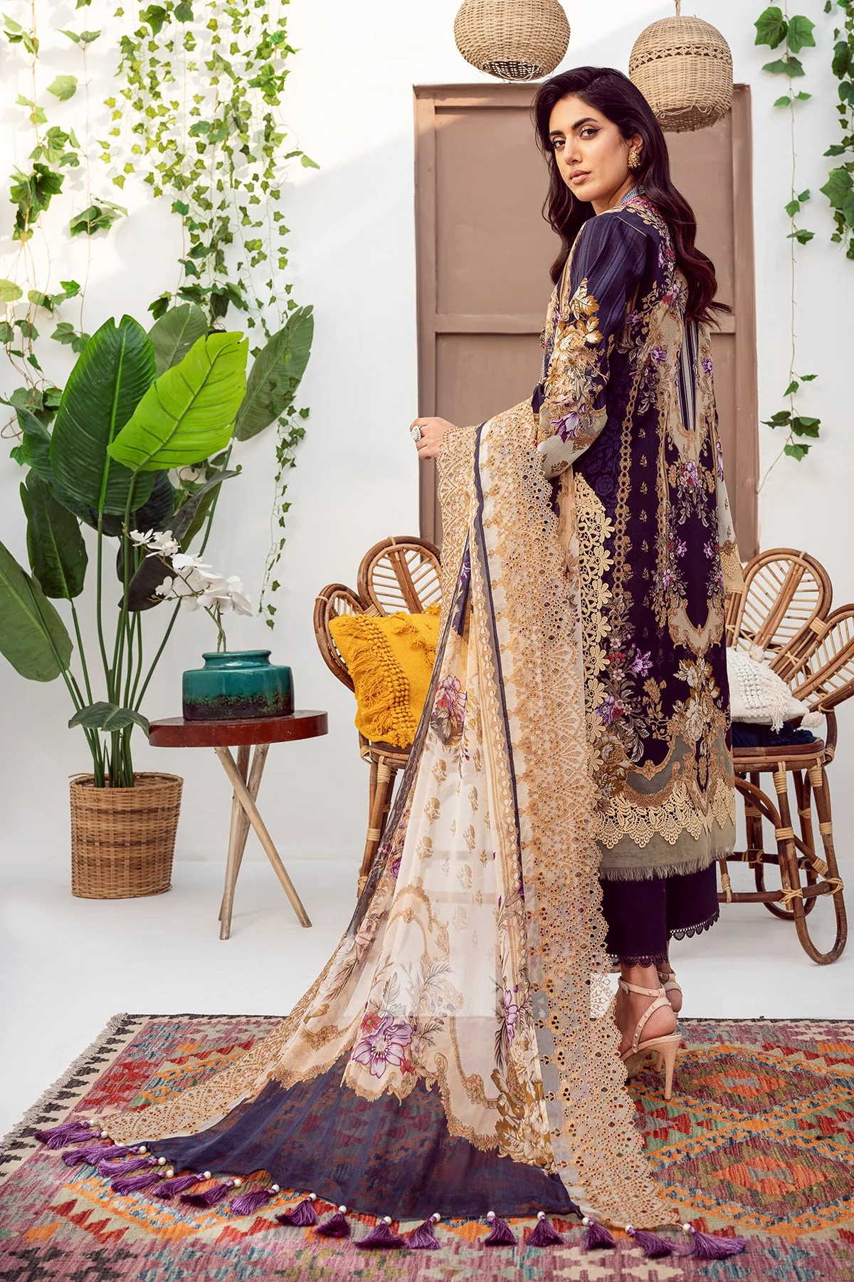 Jade Needle Wonder Lawn Collection – 20170-B - Image 2