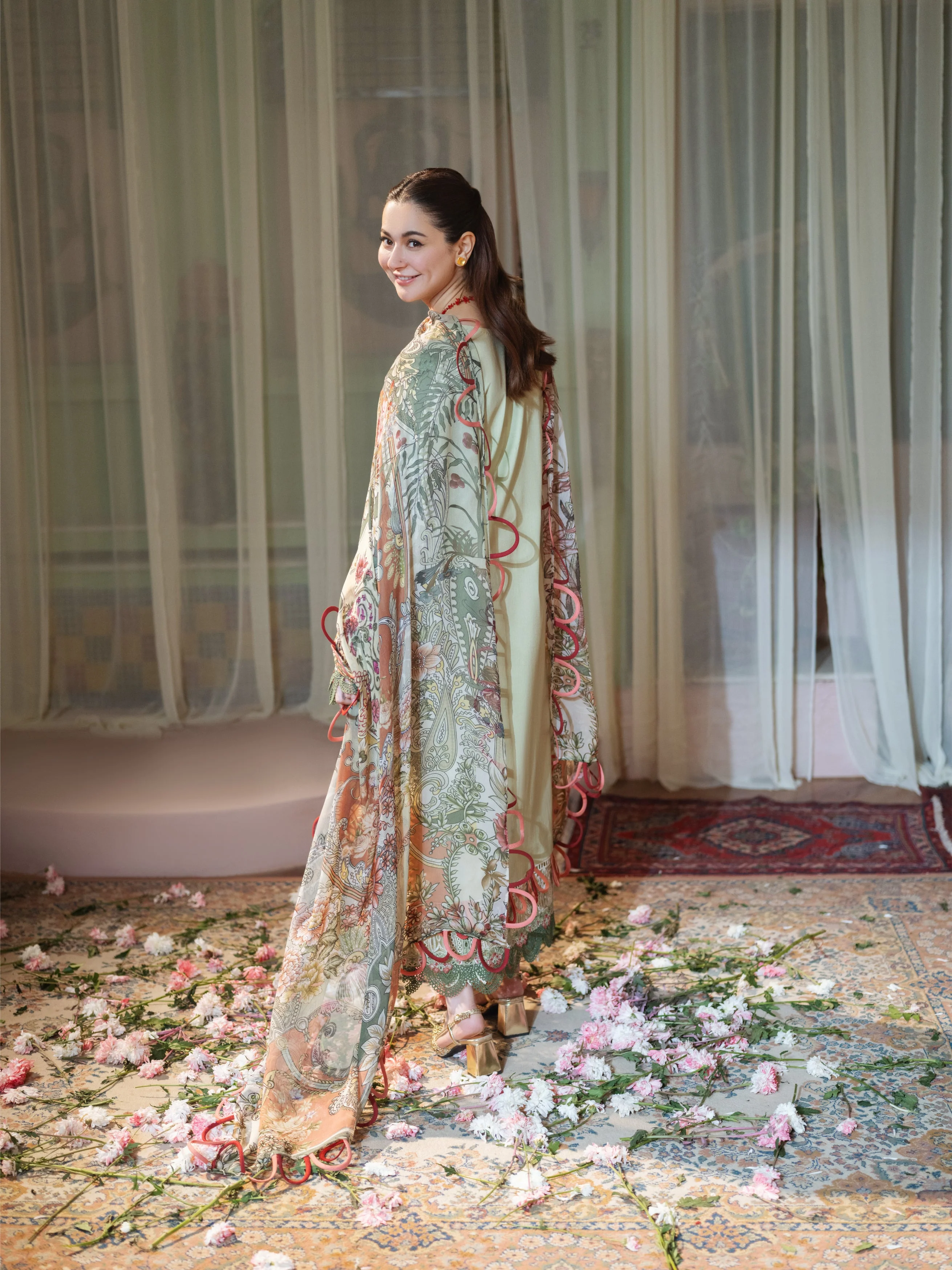 Jade x Hania Aamir Ombre Intezar Lawn – 20693 - Image 6