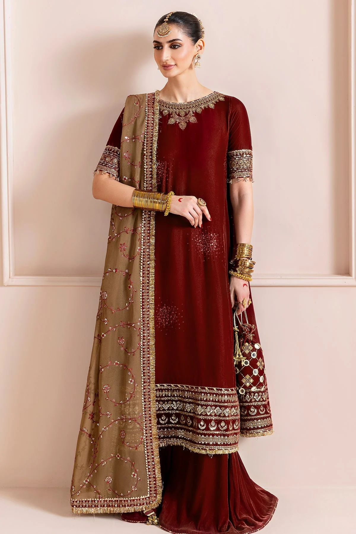 Jazmin Chandni Velvet Luxury Formals – D-13 - Image 4