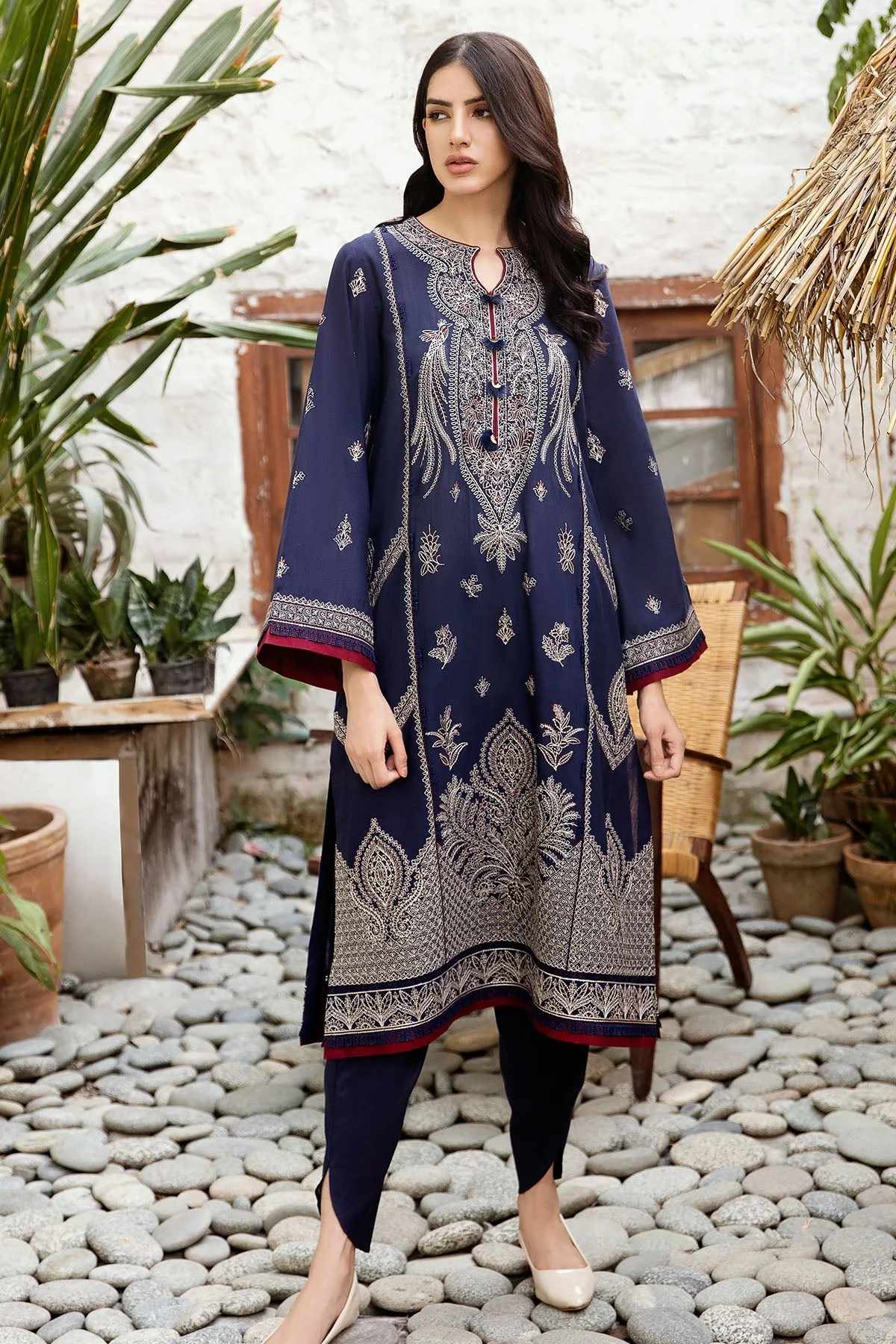 Jazmin Iris Fall Winter Collection 2023 – Embroidered Fine Slub IW23-D10 - Image 4