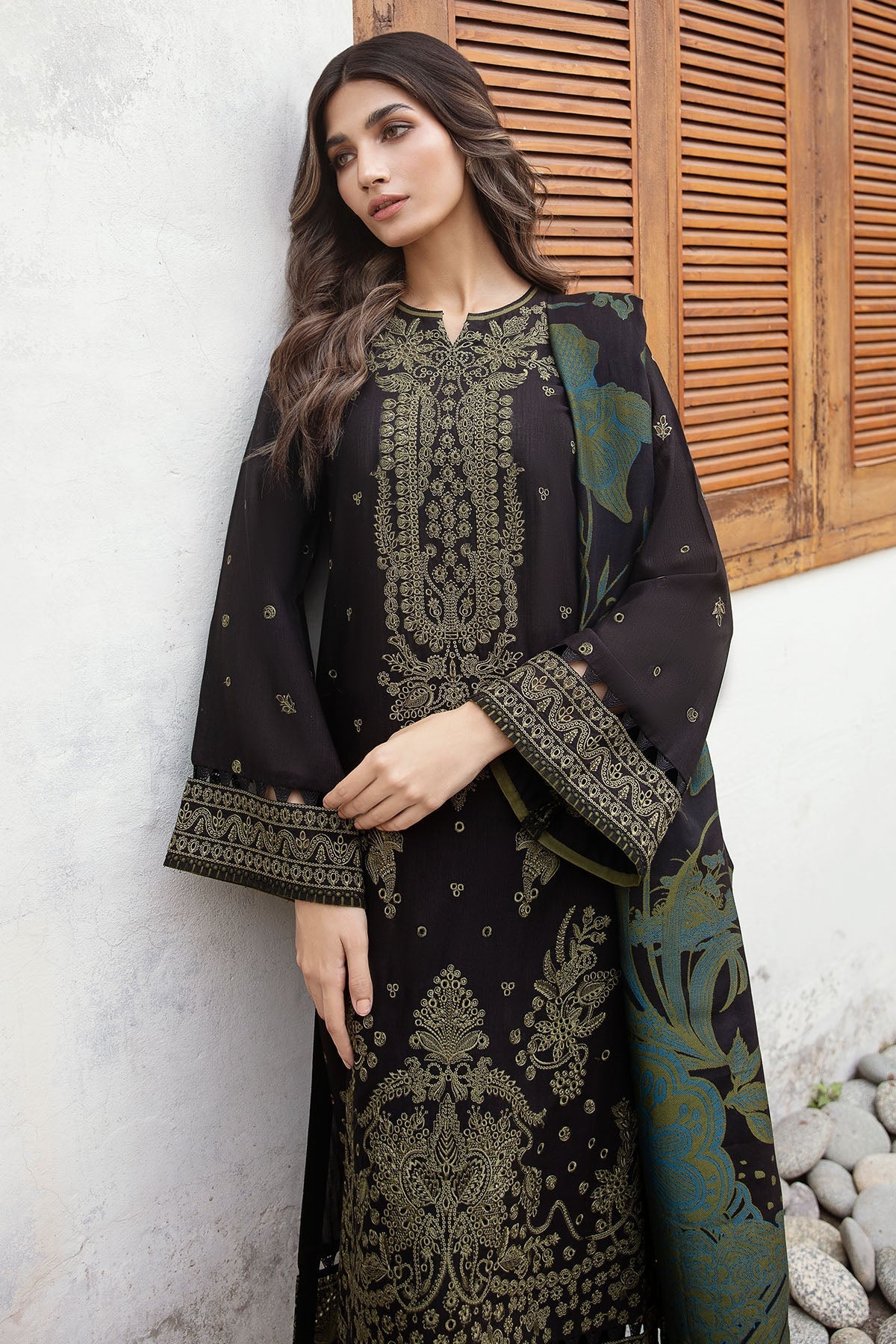 Jazmin Iris Fall Winter Collection 2023 – Embroidered Fine Slub IW23-D4 - Image 3