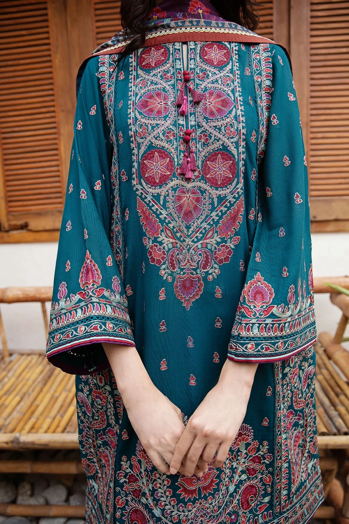 Jazmin Iris Fall Winter Collection 2023 – Embroidered Fine Slub IW23-D6 - Image 6