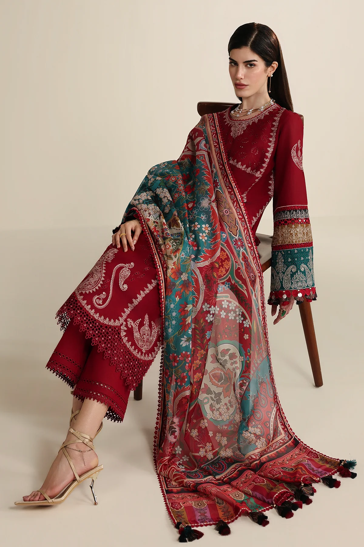 Jazmin Iris Luxury Festive Lawn – IL26-D08 - Image 3