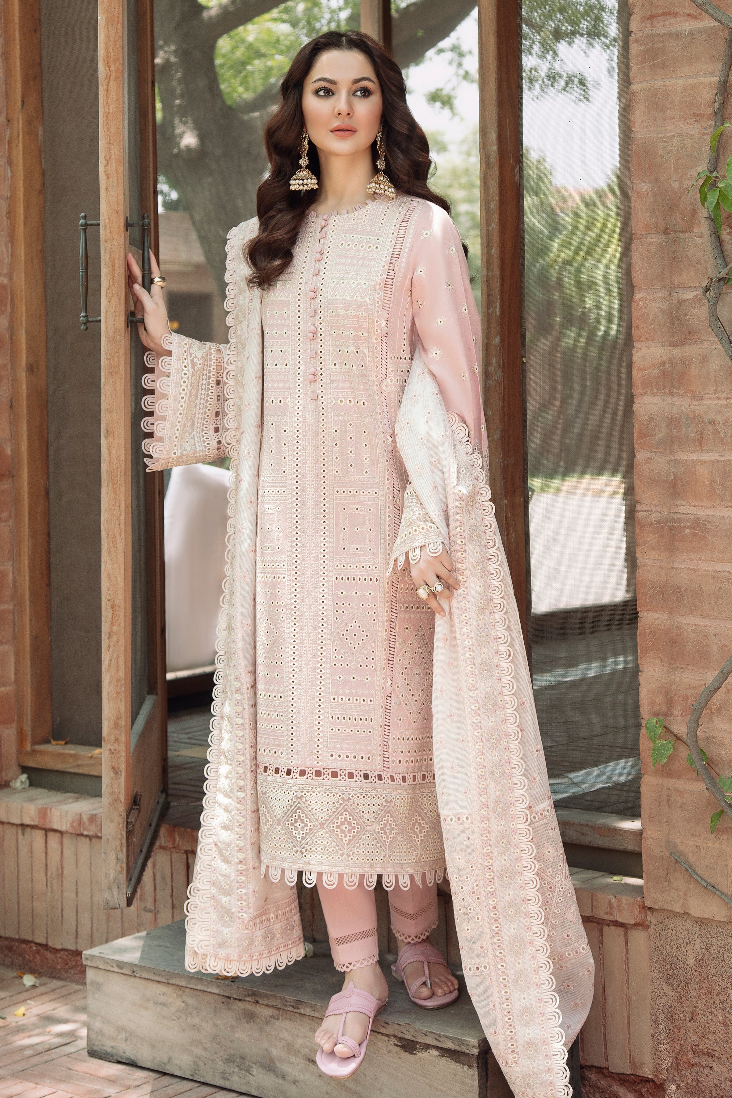 Jazmin Sabrang Festive Eid Luxury Lawn Collection 2022 – Tabeer - Image 3