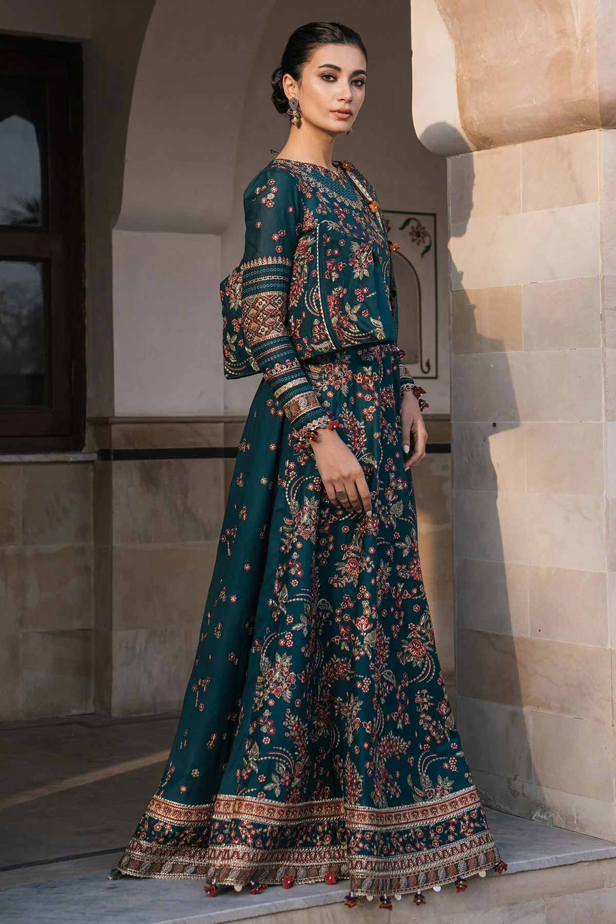Jazmin Shahkaar Luxury Lawn Collection – Embroidered Luxury Zaha SL24-D16