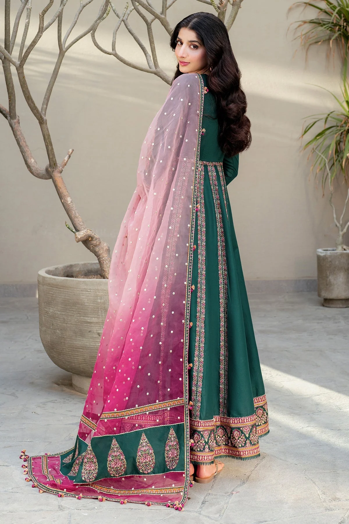 Jazmin Shahkaar Luxury Lawn – SL25-D1 - Image 6
