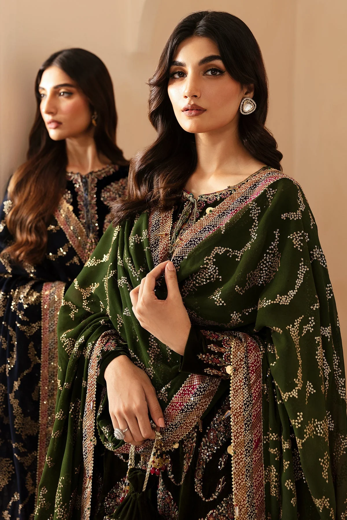 Jazmin The Velvet Edit Embroidered Formals – VF-2023 - Image 5