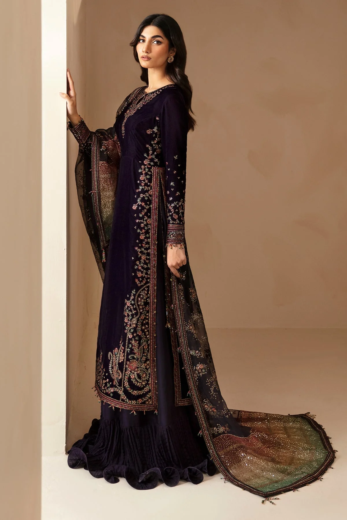 Jazmin The Velvet Edit Embroidered Formals – VF-2027 - Image 4