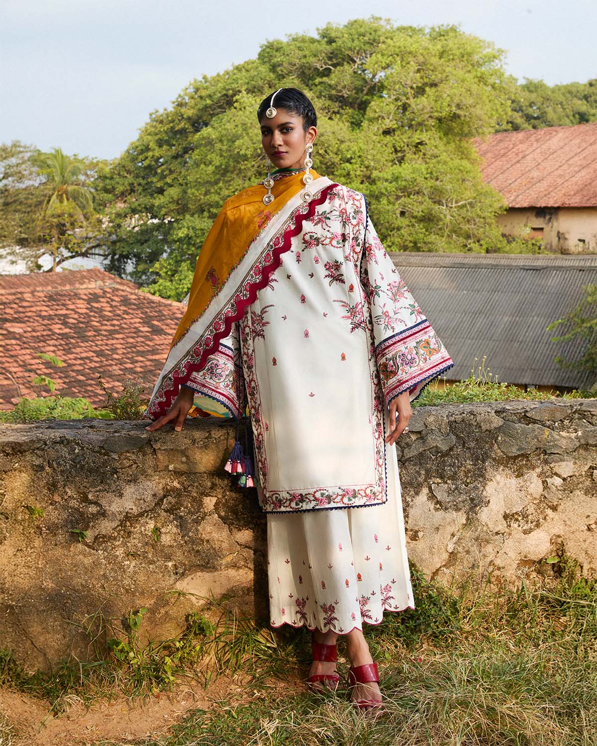 Jugnu by Hussain Rehar Spring/Summer Lawn – Tibet - Image 3