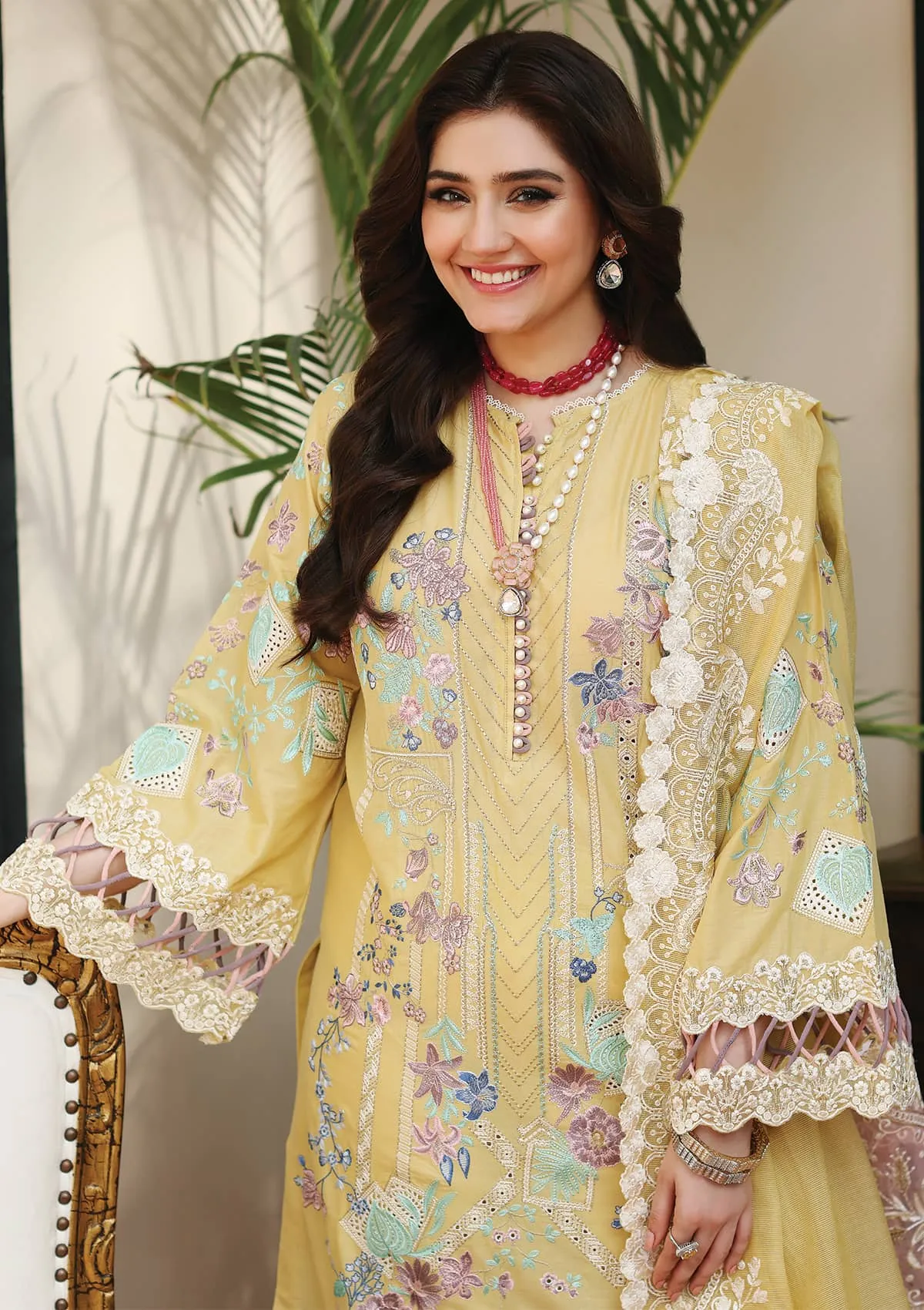 Kahf Luxury Lawn Collection 2023 – KLC-02B DANDELION - Image 3