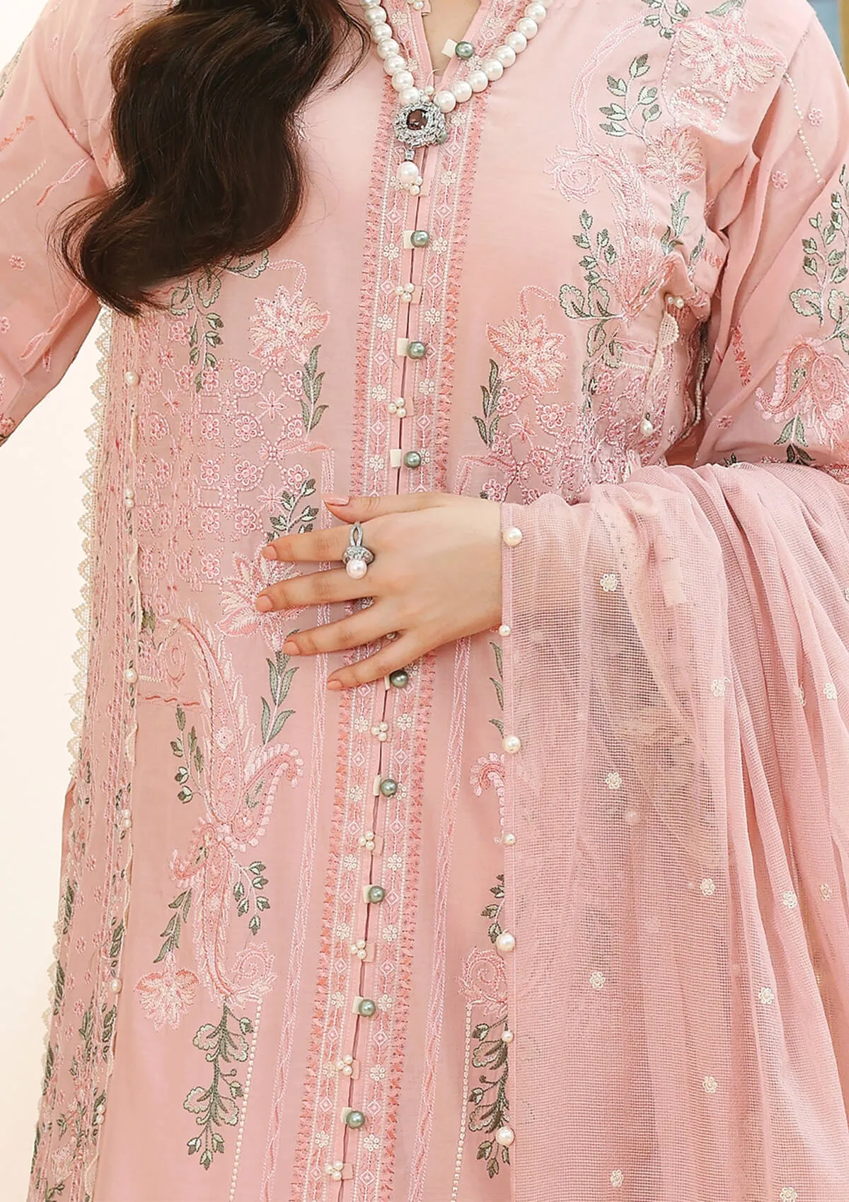 Kahf Luxury Lawn Collection 2023 – KLC-05 OH SO PRETTY - Image 2